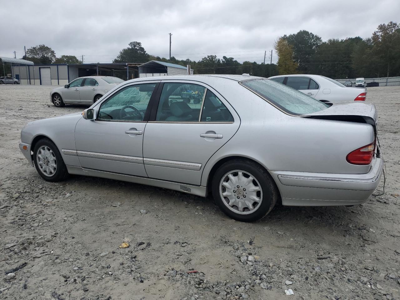 2000 Mercedes-benz E 320 Silver vin: WDBJF65J9YB096684