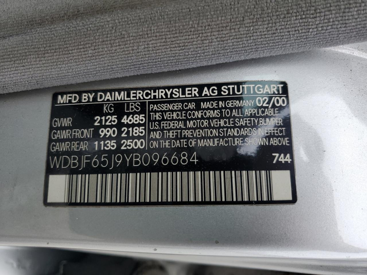 2000 Mercedes-benz E 320 Silver vin: WDBJF65J9YB096684