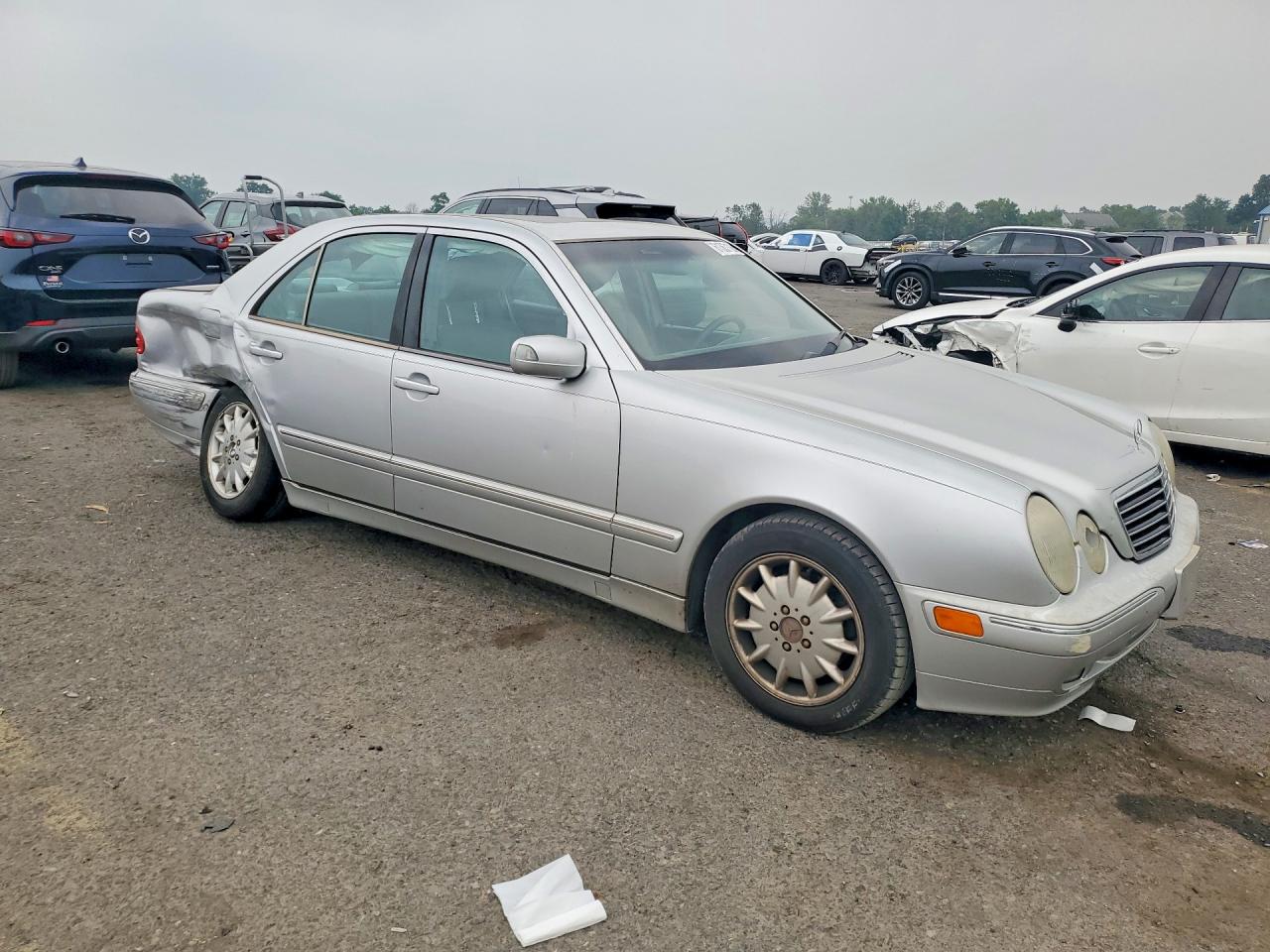 2000 Mercedes-benz E 320 Silver vin: WDBJF65J9YB163851