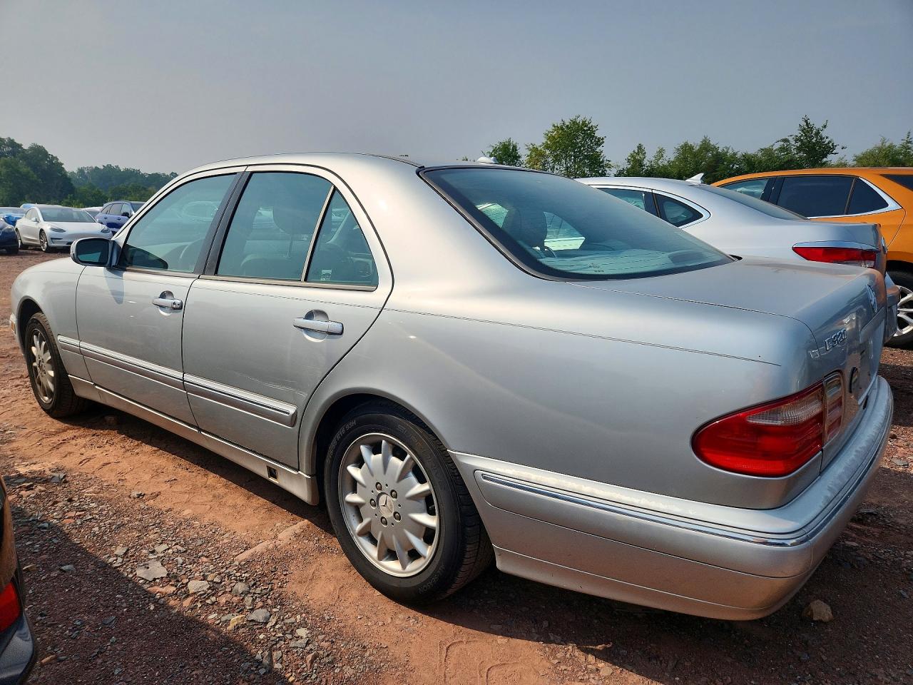 2000 Mercedes-benz E 320 Silver vin: WDBJF65J9YB163851
