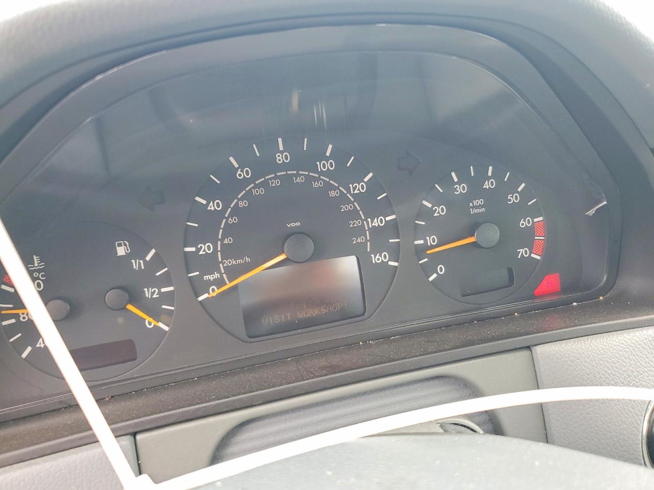 2000 Mercedes-benz E 320 Silver vin: WDBJF65J9YB163851