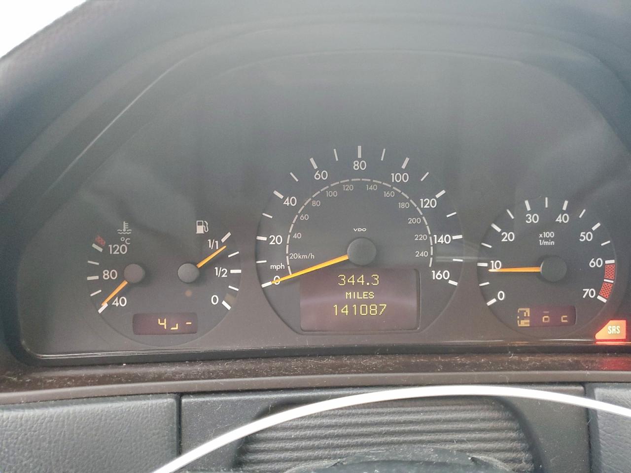 2002 Mercedes-benz E 320 Black vin: WDBJF65JX2B490279