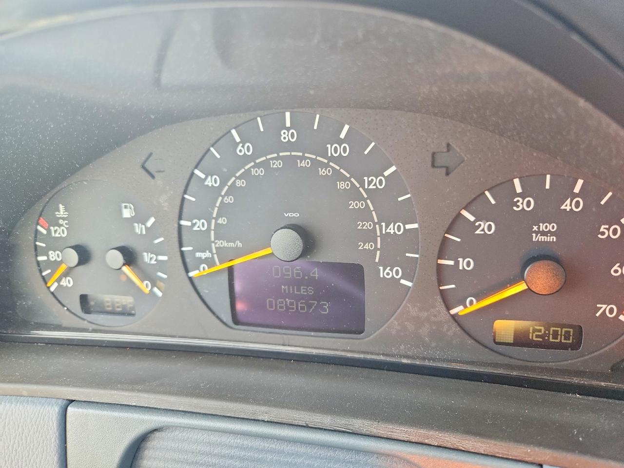 2002 Mercedes-benz E 320 Silver vin: WDBJF65JX2B494963