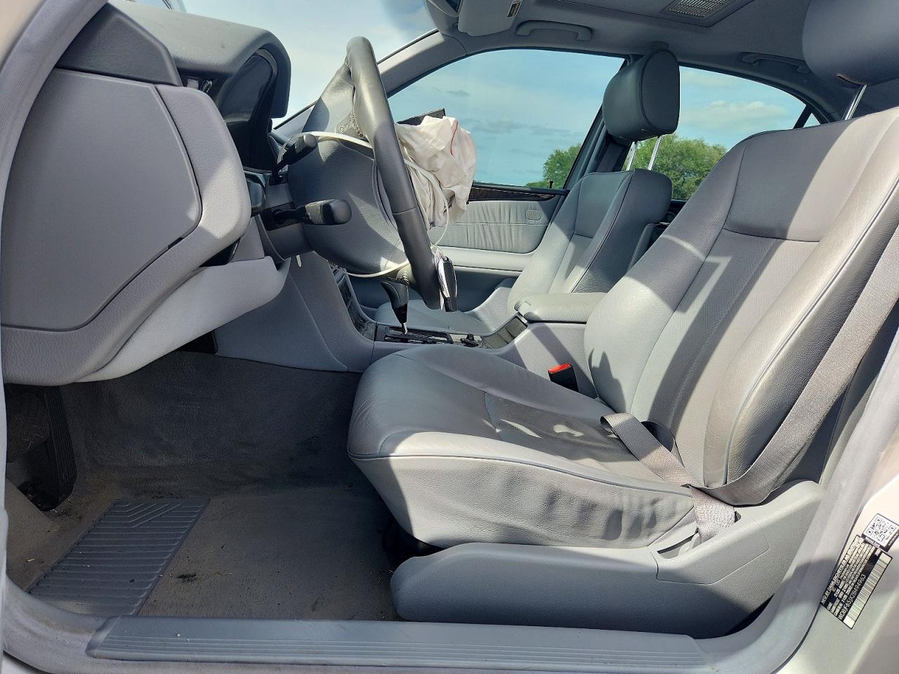 2002 Mercedes-benz E 320 Silver vin: WDBJF65JX2B494963