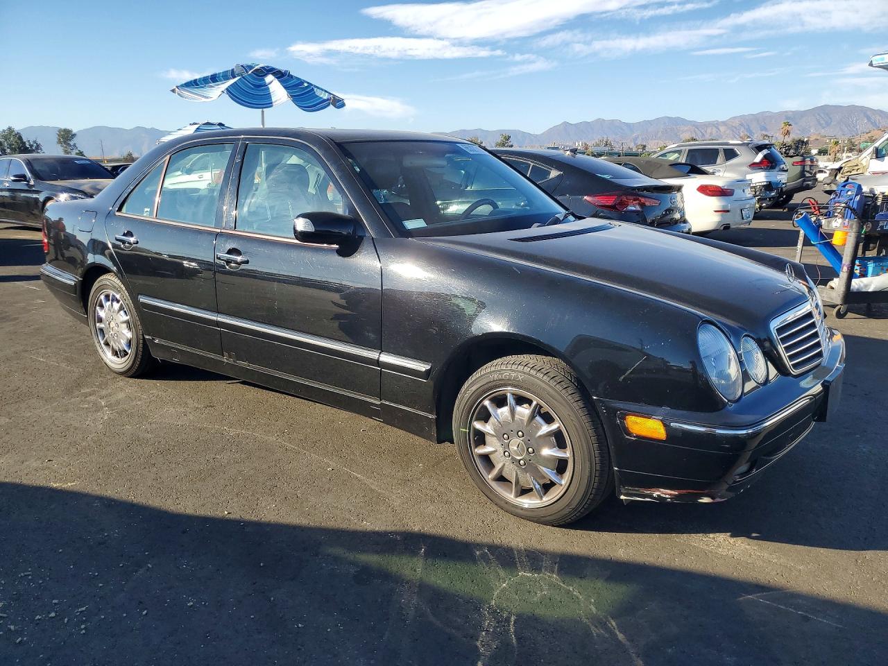 2000 Mercedes-benz E 320 Black vin: WDBJF65JXYB013473