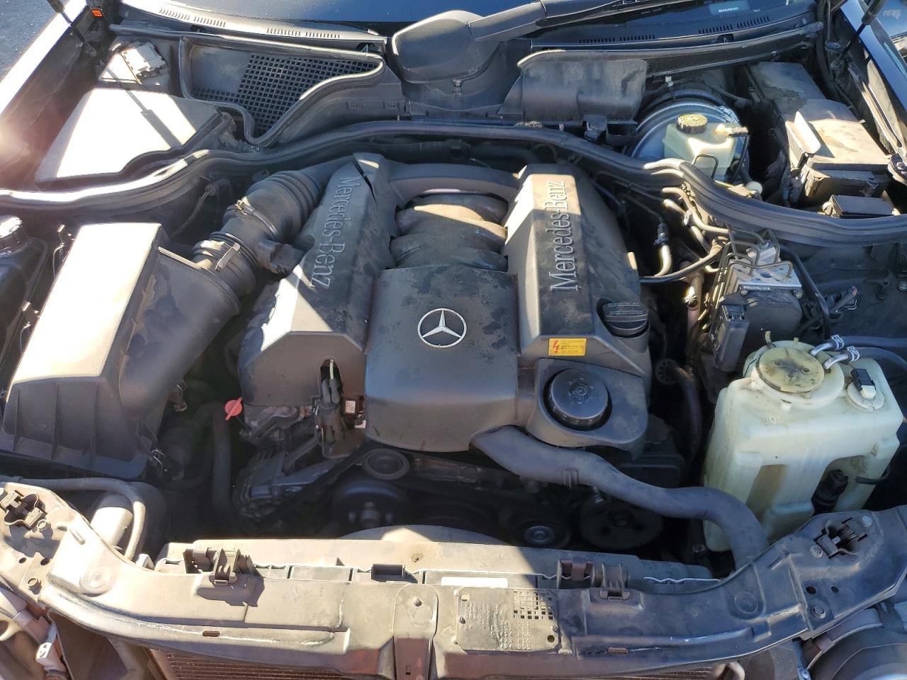 2000 Mercedes-benz E 320 Black vin: WDBJF65JXYB013473