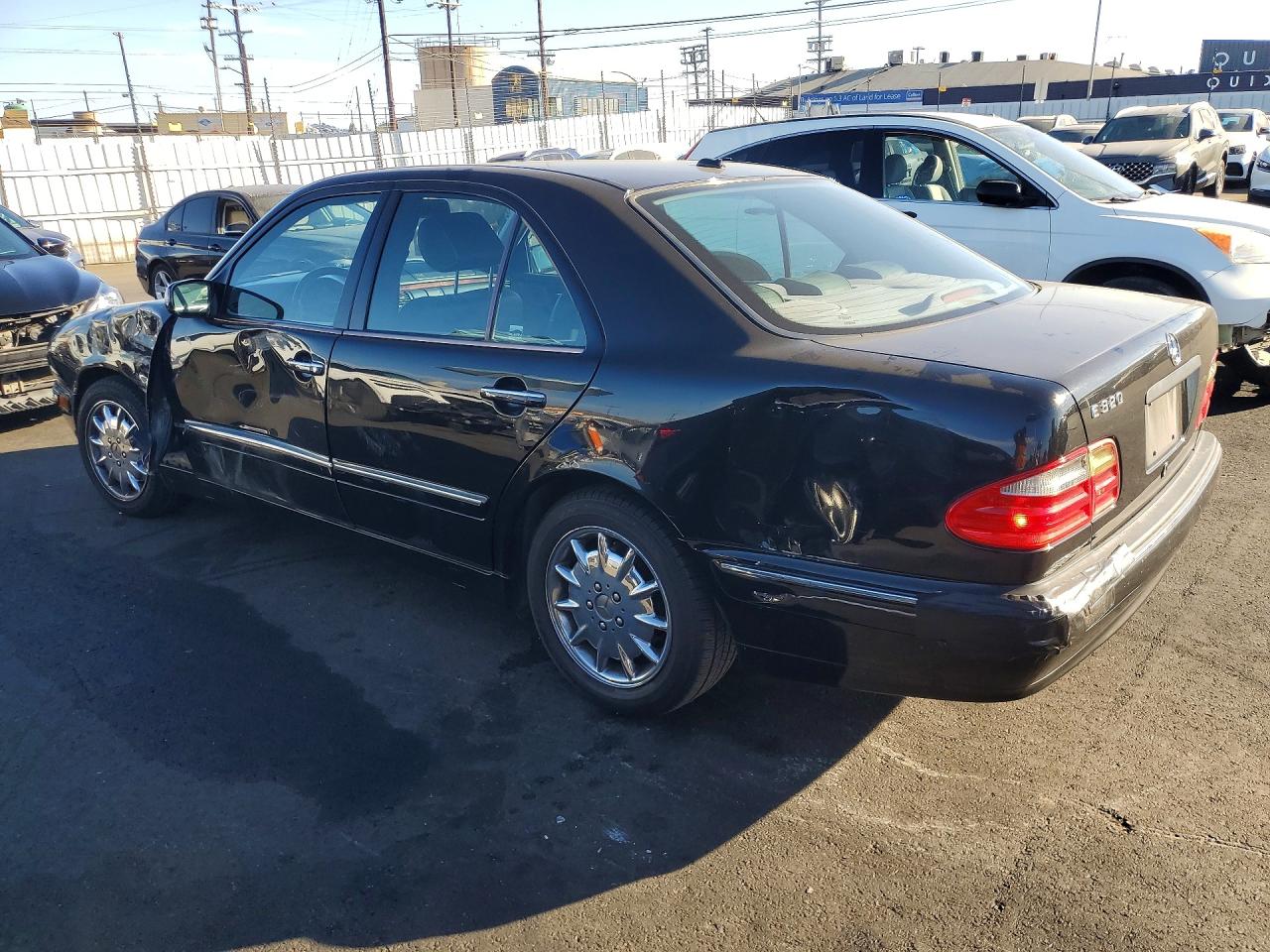 2000 Mercedes-benz E 320 Black vin: WDBJF65JXYB013473