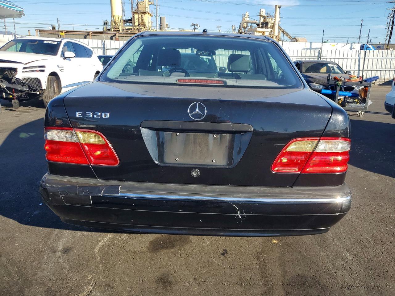 2000 Mercedes-benz E 320 Черный vin: WDBJF65JXYB013473