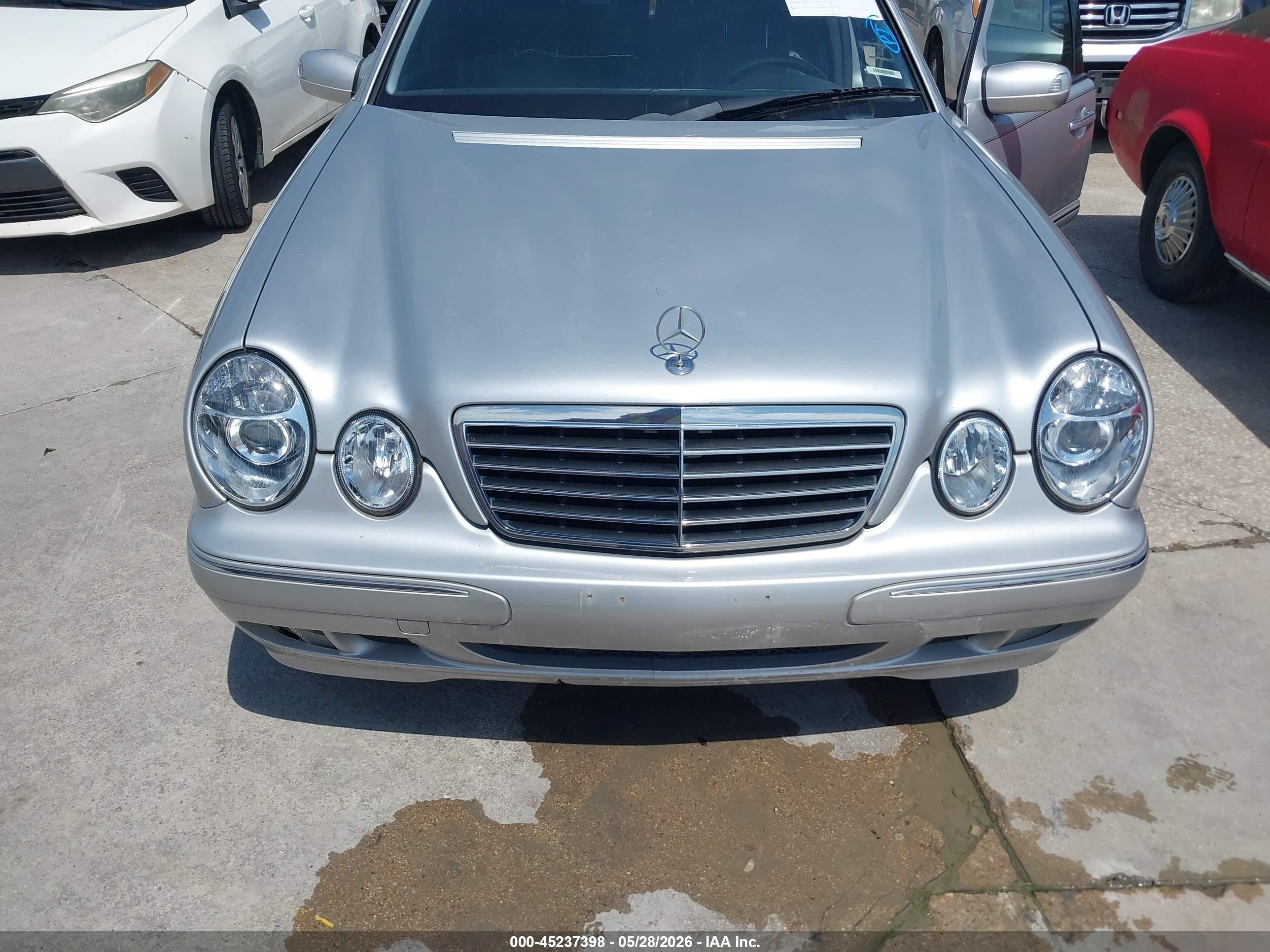 2000 Mercedes-benz E 320 Серый vin: WDBJF65JXYB096578
