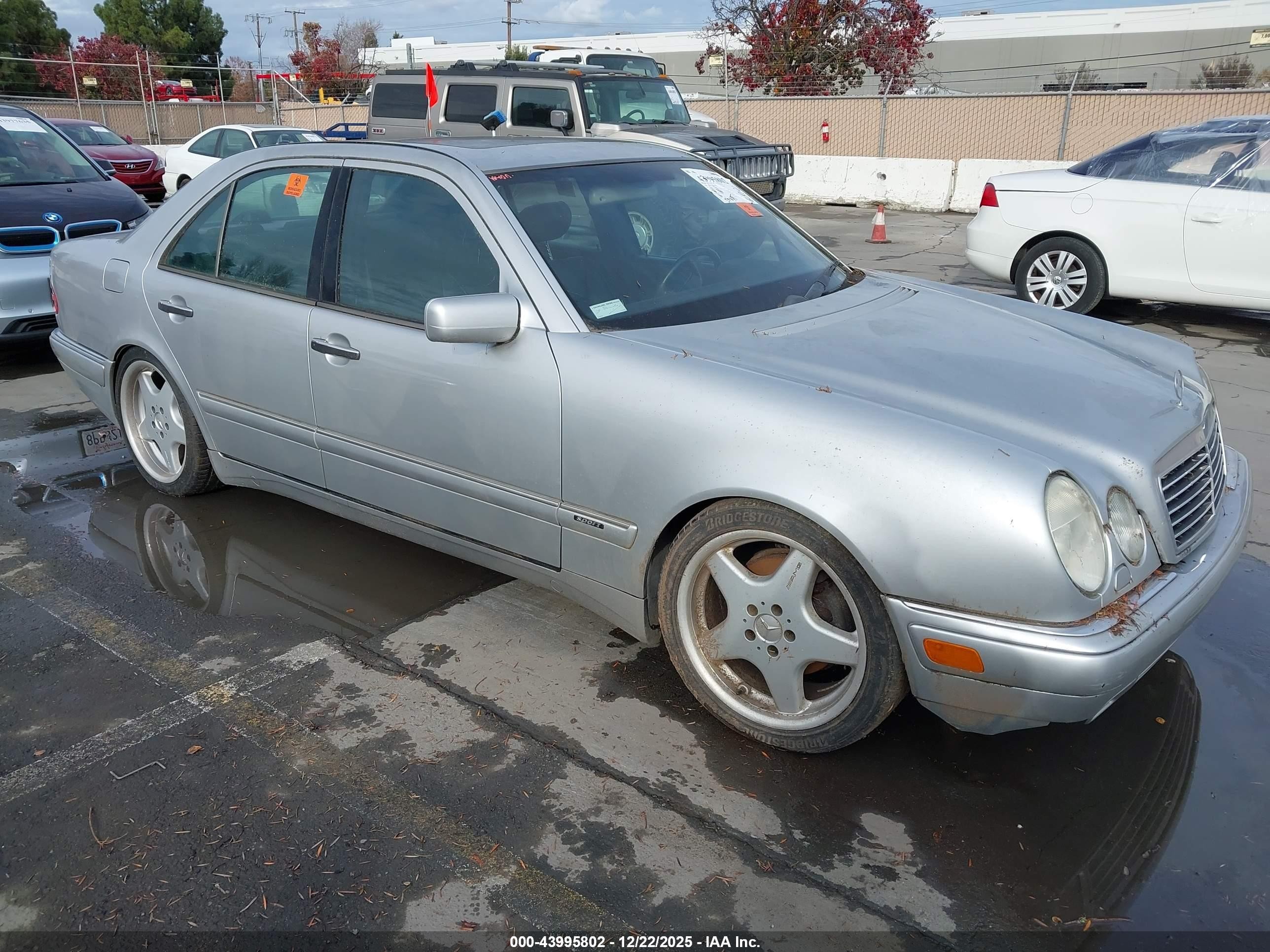 1998 Mercedes-benz E 430   Серебряный vin: WDBJF70F2WA694711
