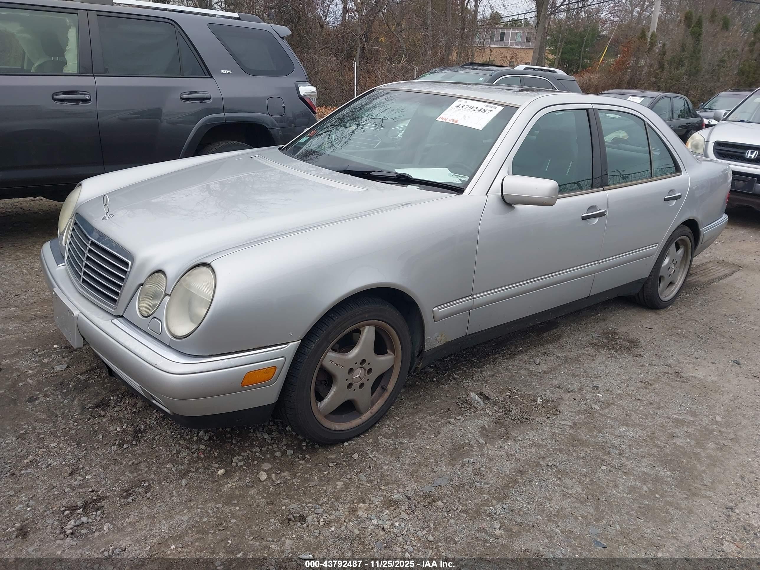 1998 Mercedes-benz E 430   Серебряный vin: WDBJF70F4WA696539
