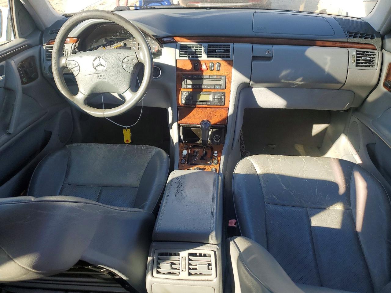 2000 Mercedes-benz E 430 White vin: WDBJF70G3YA955176