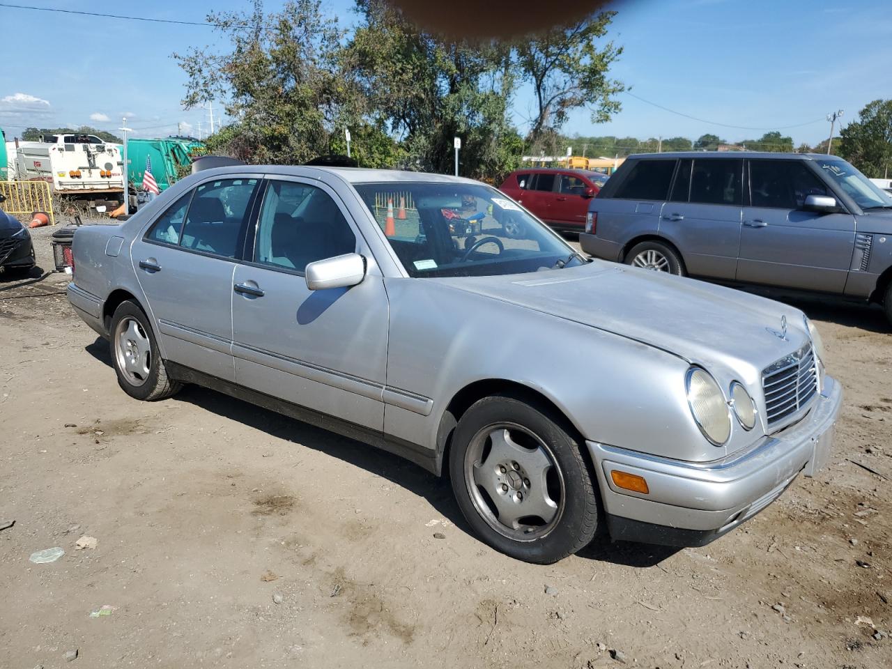 1999 Mercedes-benz E 430 Silver vin: WDBJF70H1XA731167