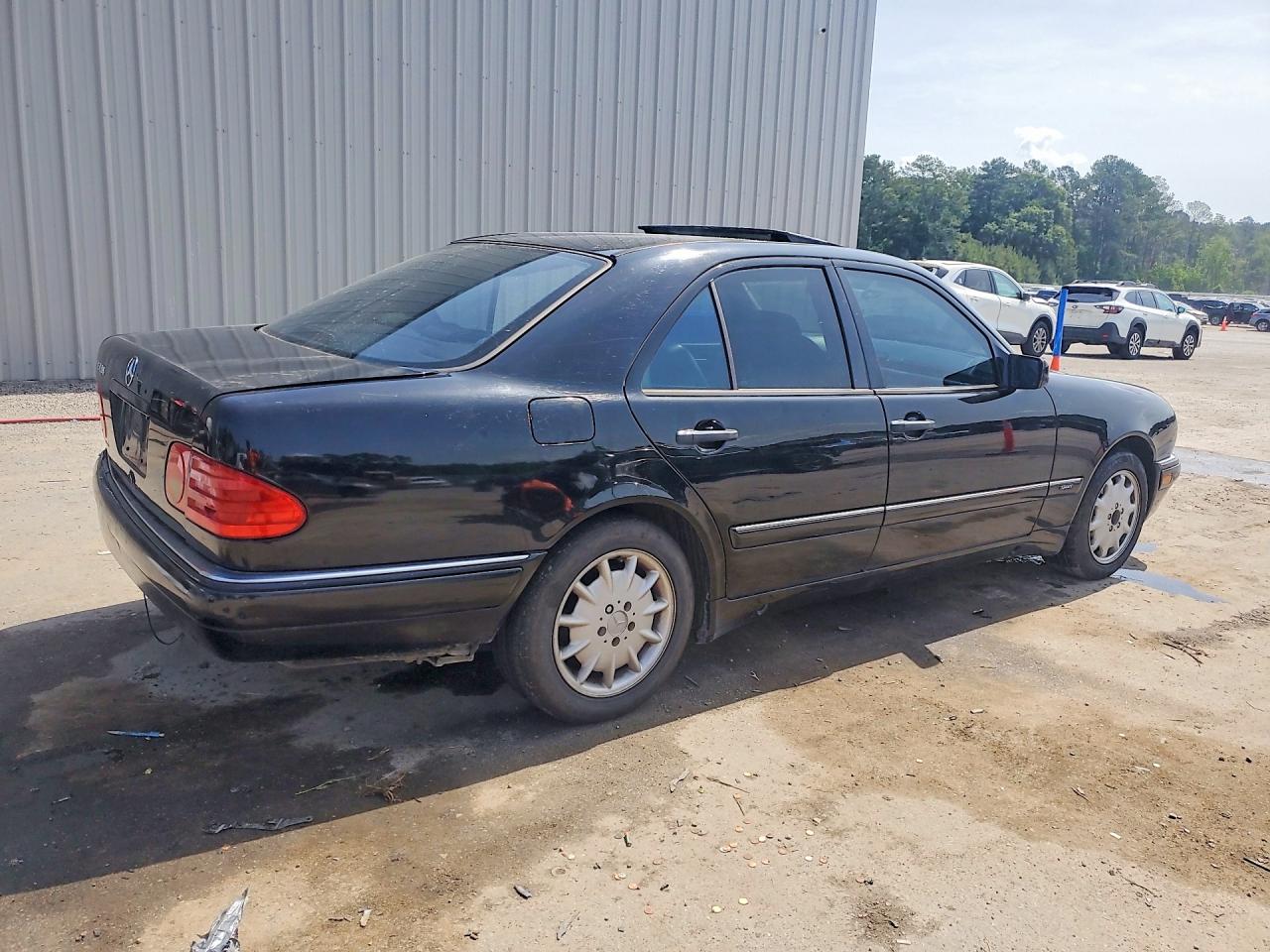 1999 Mercedes-benz E 430 Black vin: WDBJF70H6XA850879