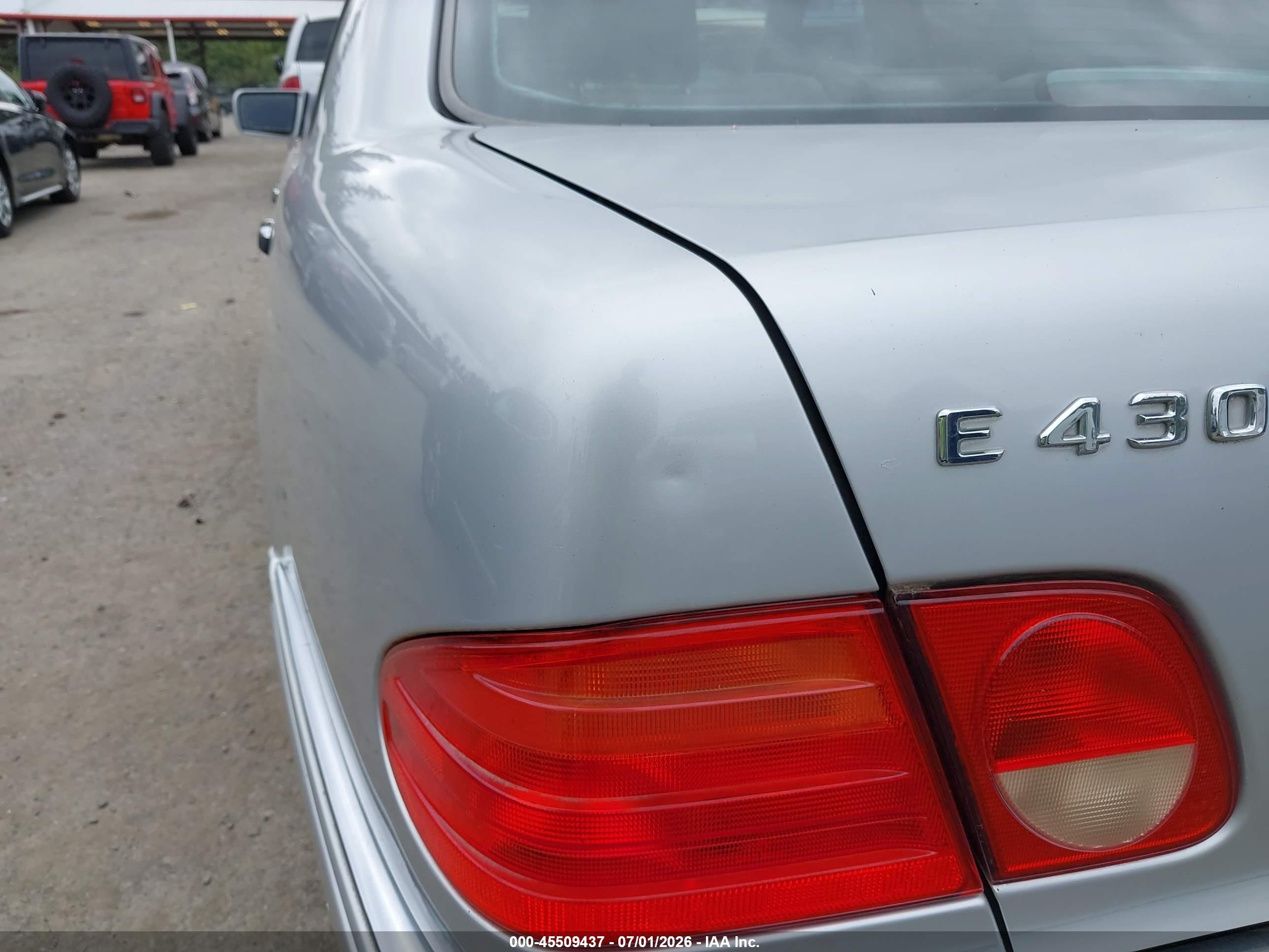 1999 Mercedes-benz E 430   Silver vin: WDBJF70H7XA723378