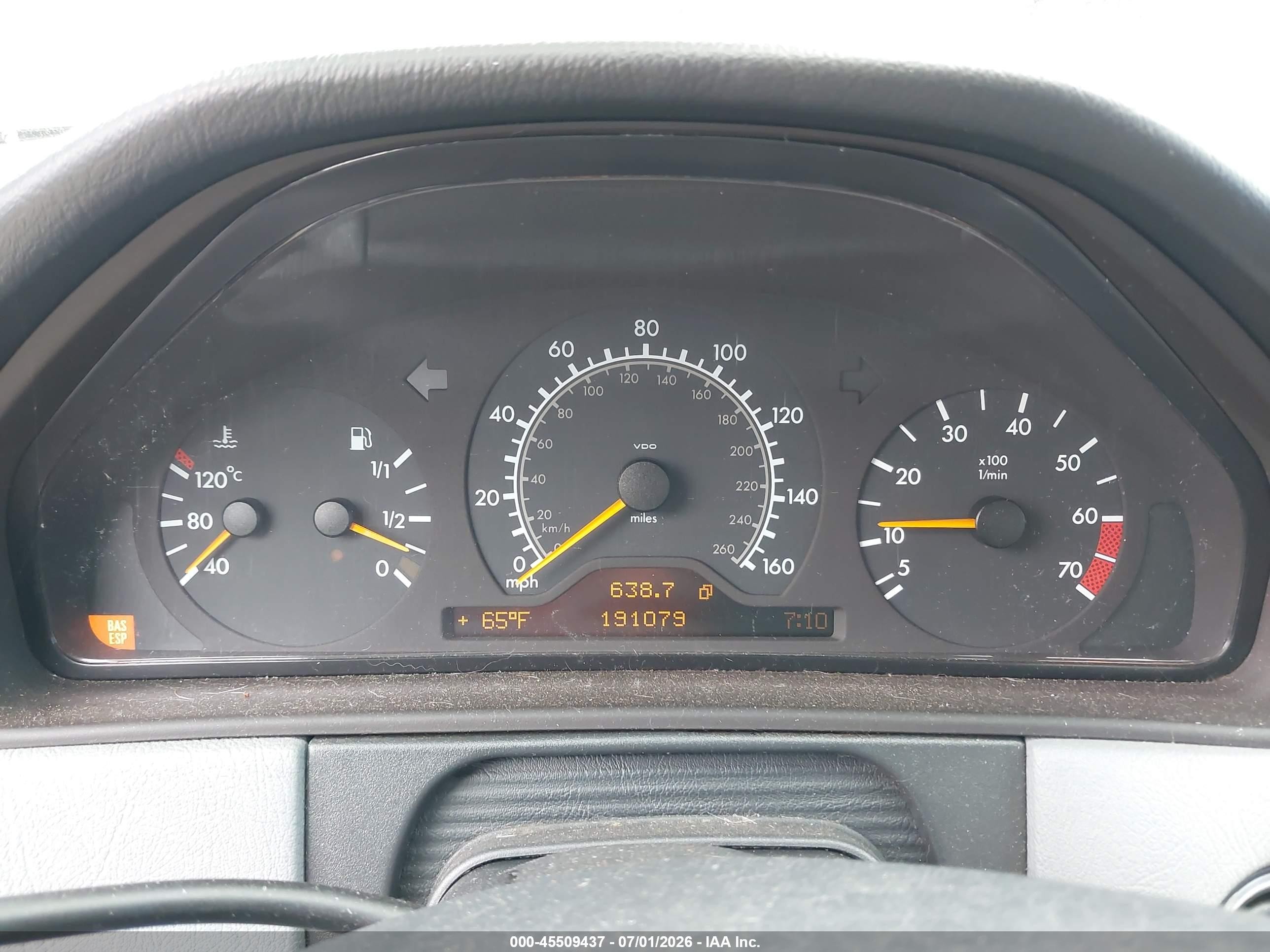 1999 Mercedes-benz E 430   Silver vin: WDBJF70H7XA723378