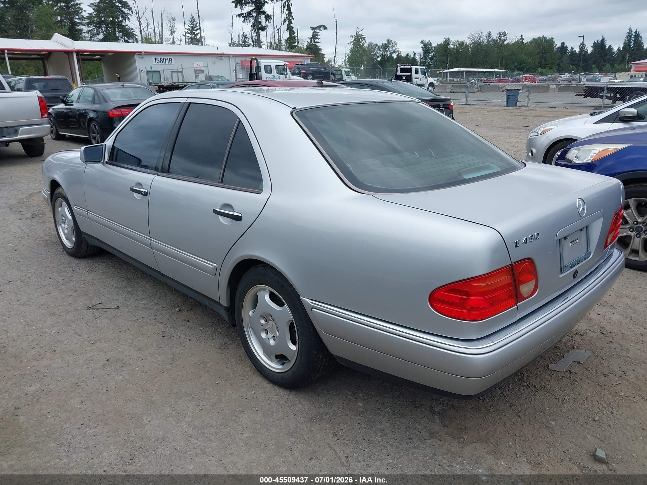 1999 Mercedes-benz E 430   Silver vin: WDBJF70H7XA723378