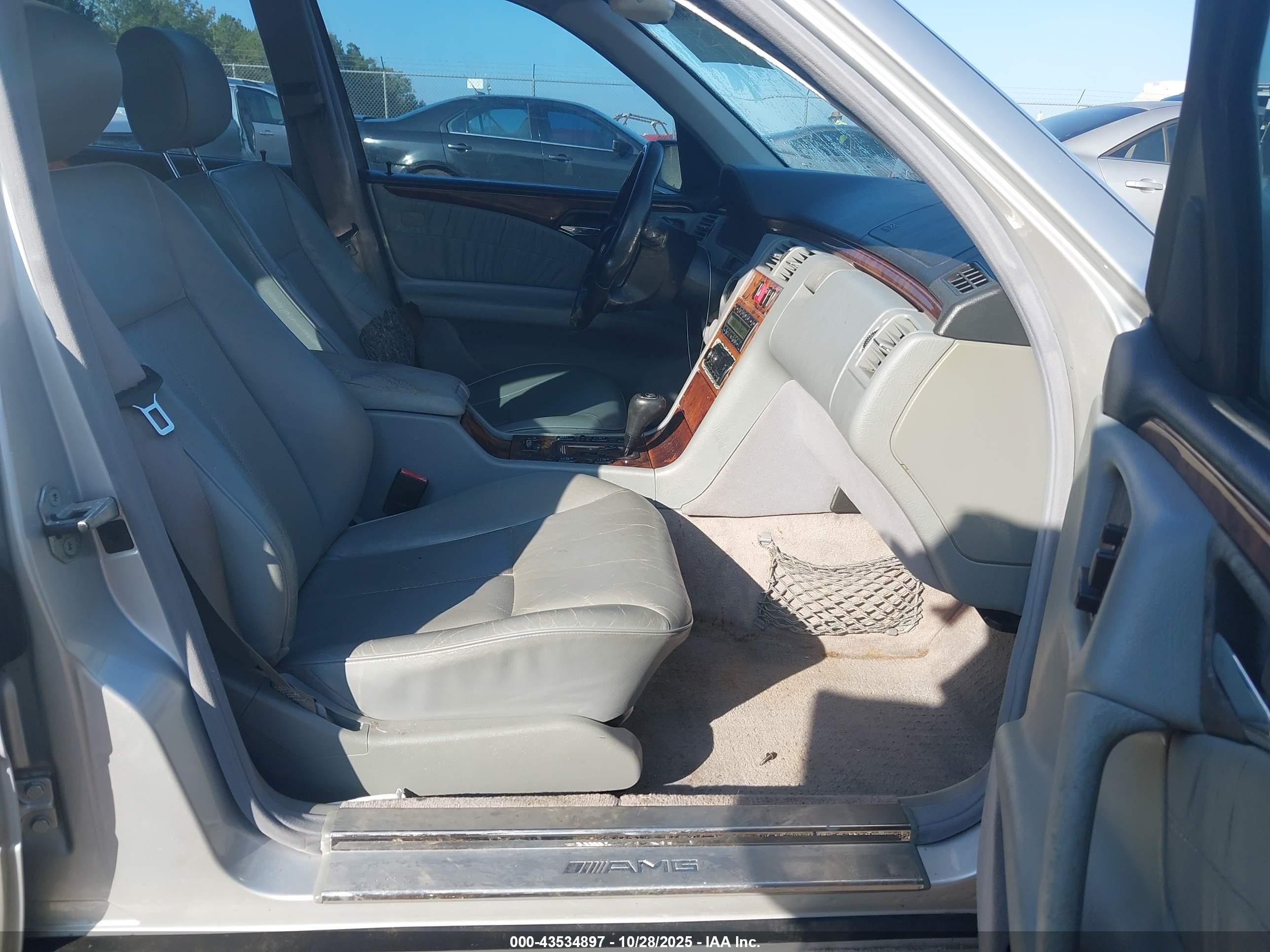 1999 Mercedes-benz E 430   Серебряный vin: WDBJF70H9XA909861