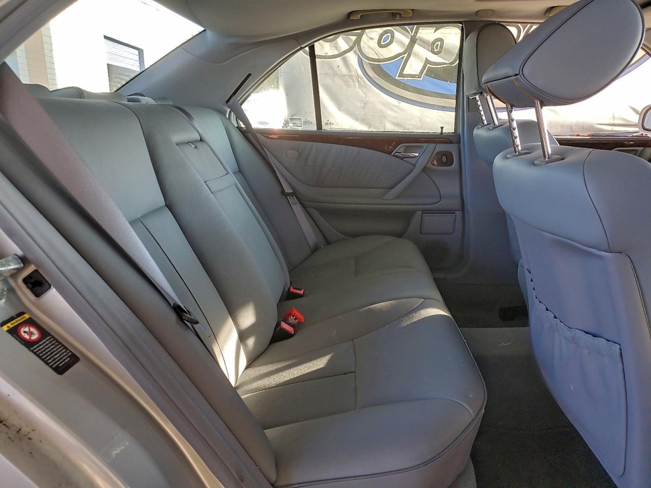 2000 Mercedes Benz E 430 Silver vin: WDBJF70J1YB146555