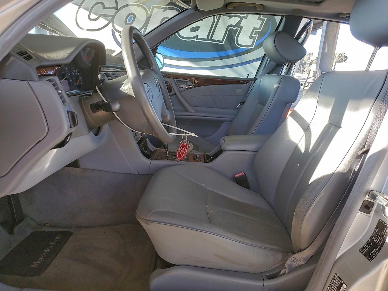 2000 Mercedes Benz E 430 Silver vin: WDBJF70J1YB146555