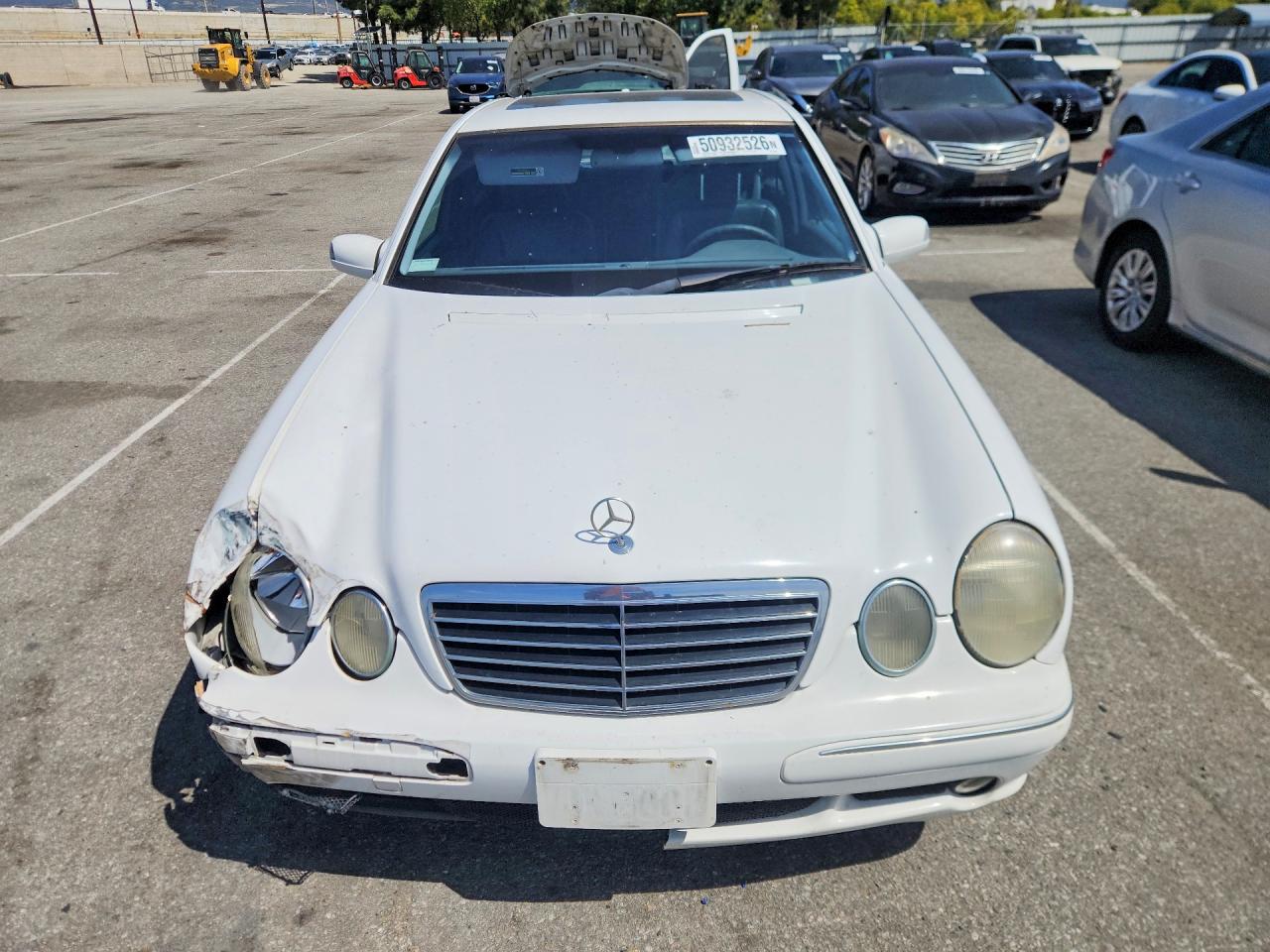 2001 Mercedes-benz E 430 White vin: WDBJF70J21B215288