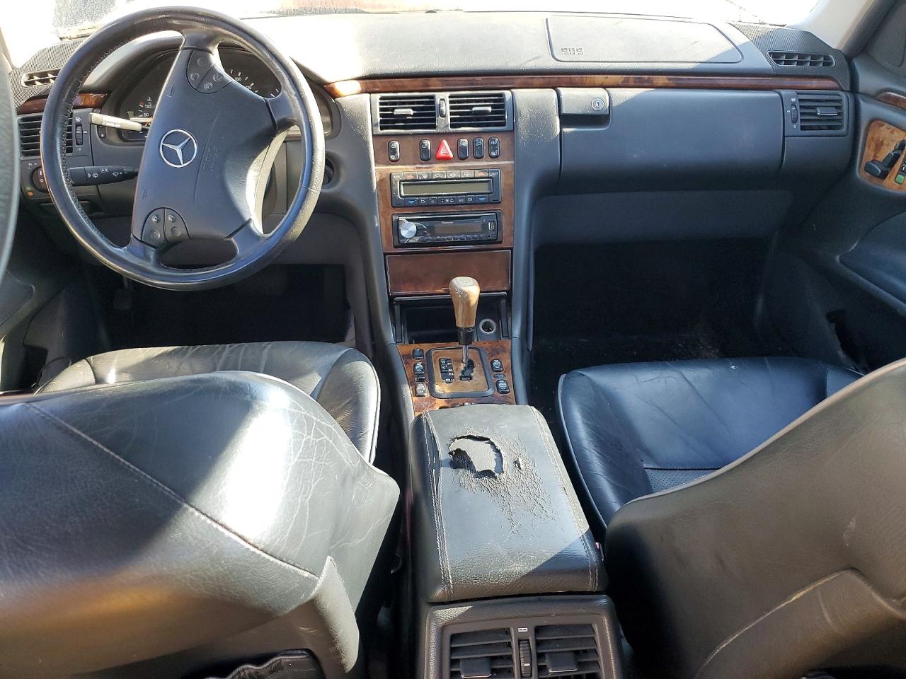 2001 Mercedes-benz E 430 Black vin: WDBJF70J41B358582
