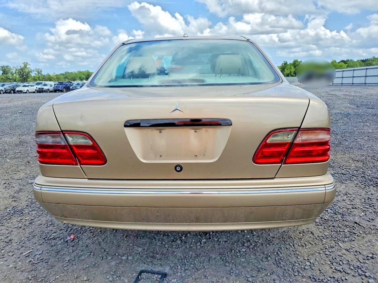 2000 Mercedes-benz E 430 Gold vin: WDBJF70J4YB010436