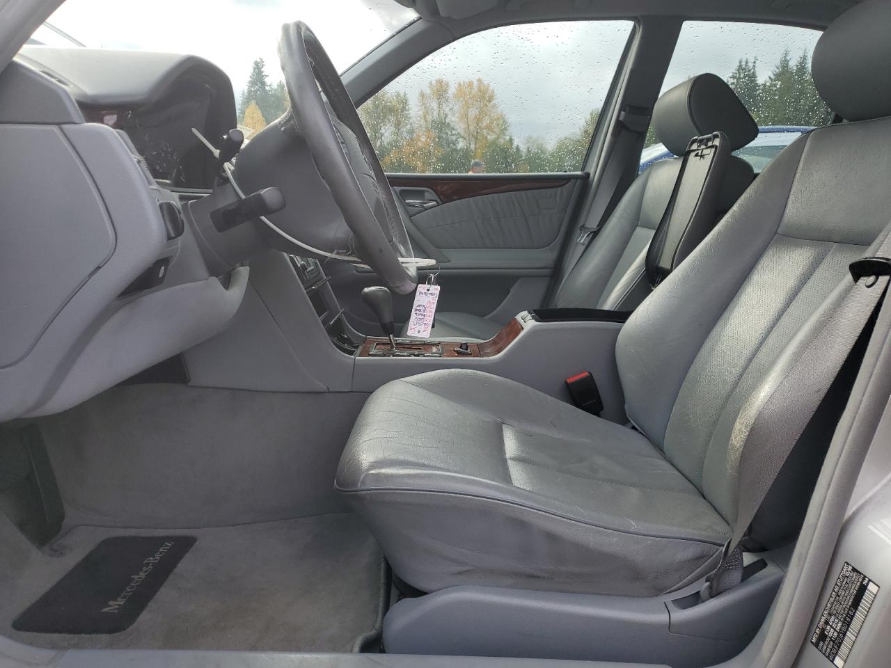 2000 Mercedes-benz E 430 Silver vin: WDBJF70J6YB018182