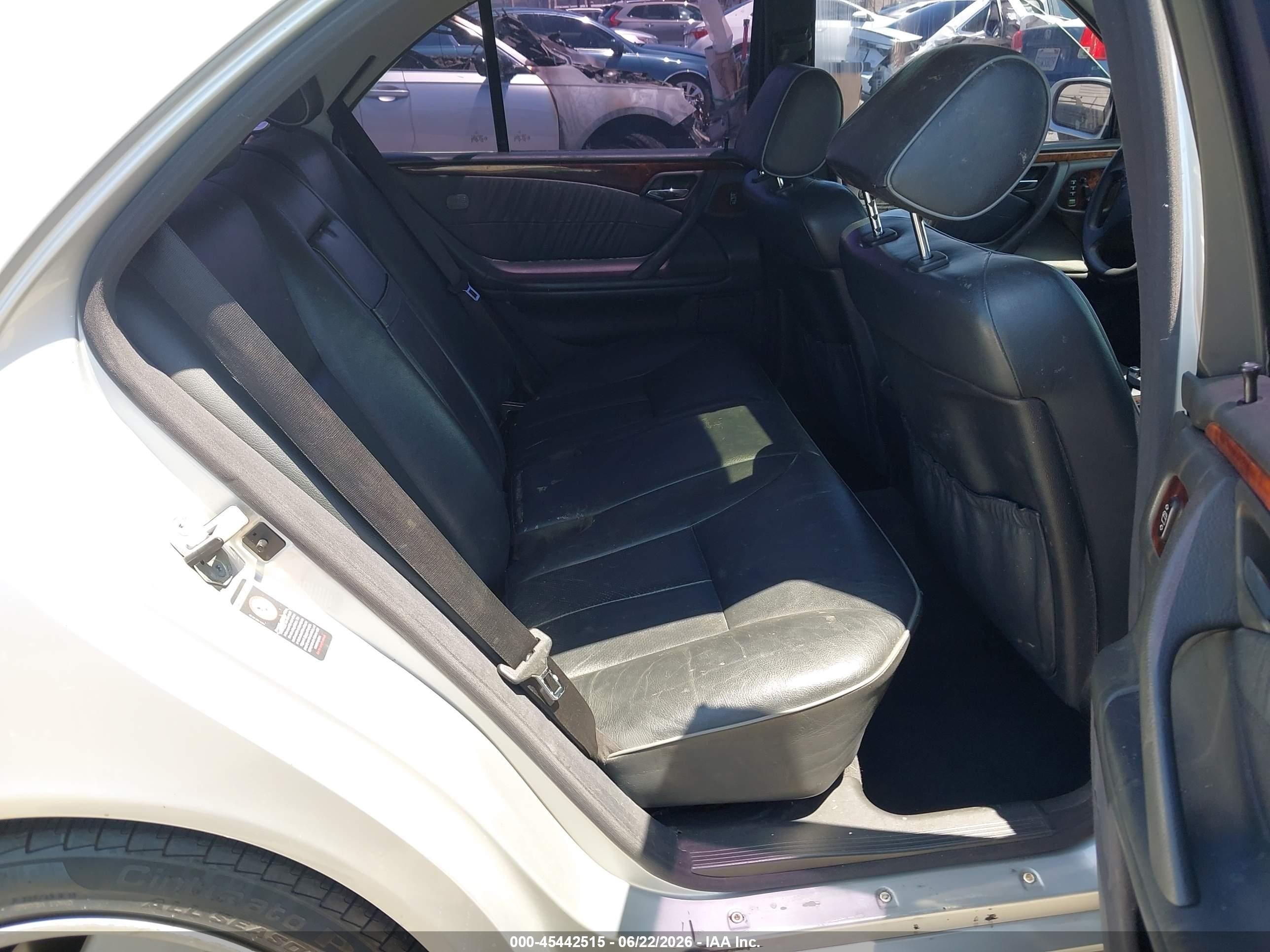 2000 Mercedes-benz E 430   Серый vin: WDBJF70J6YB117701