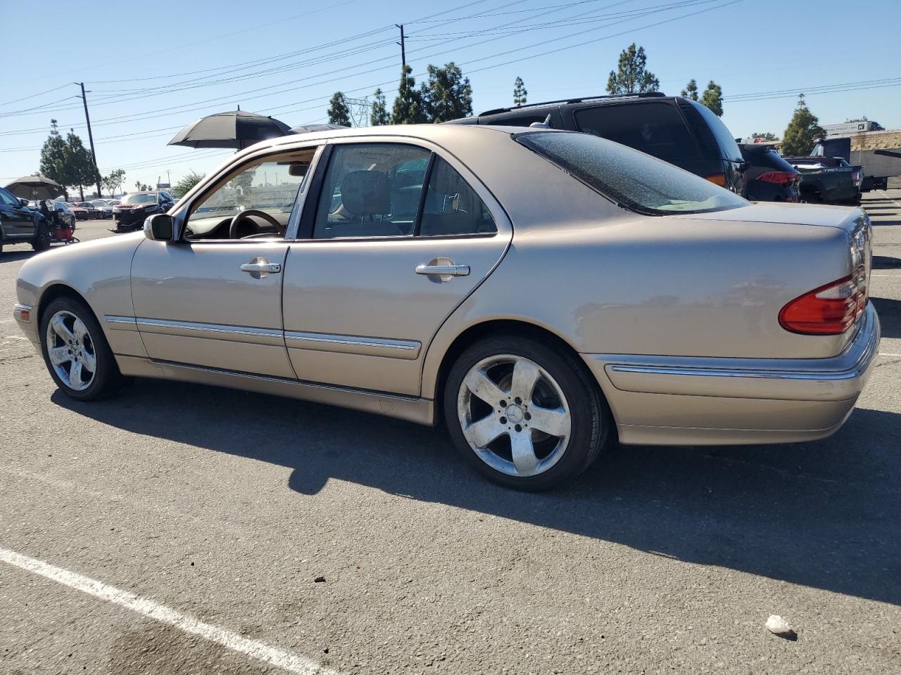 2000 Mercedes-benz E 430 Gold vin: WDBJF70J6YB165876