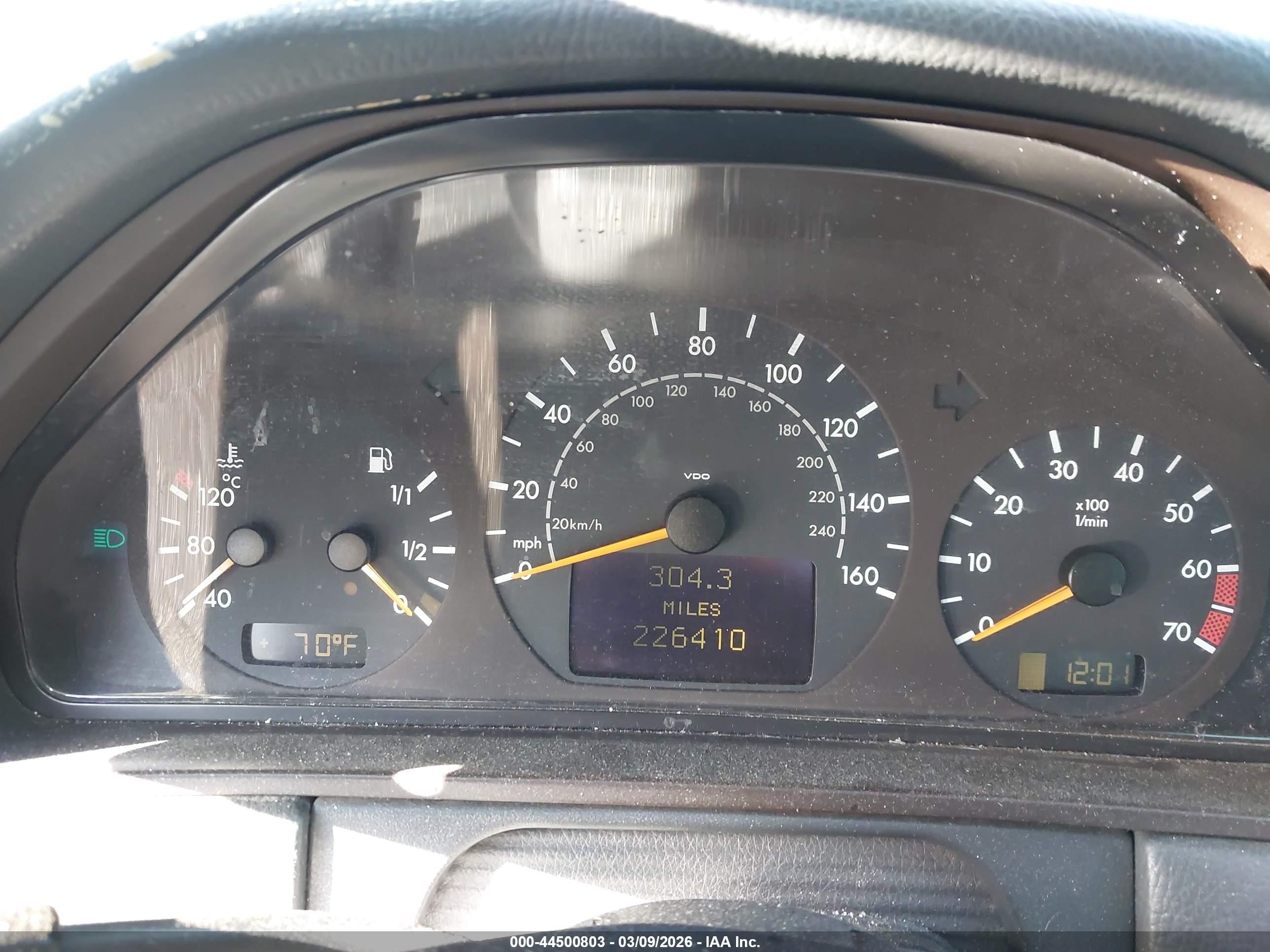2001 Mercedes-benz E 430   Black vin: WDBJF70J91X048740