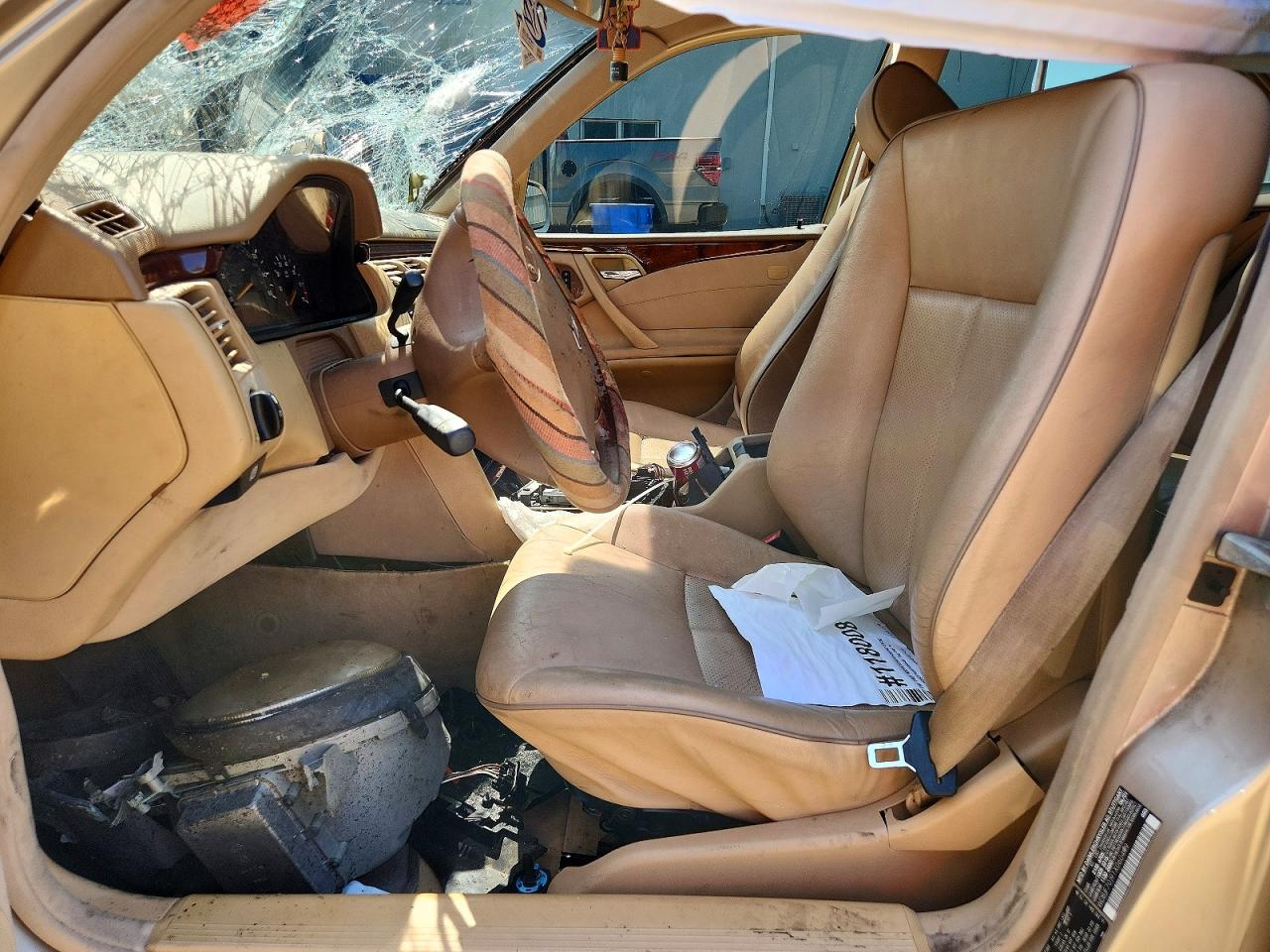 2001 Mercedes-benz E 430 Бежевый vin: WDBJF70J91X060449