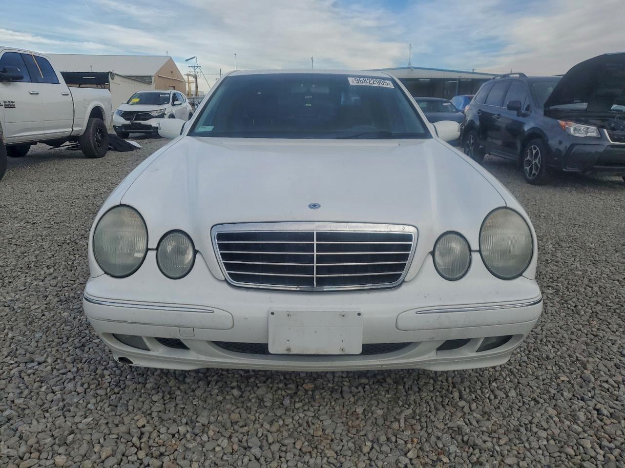 2000 Mercedes-benz E 430 Белый vin: WDBJF70J9YA970342
