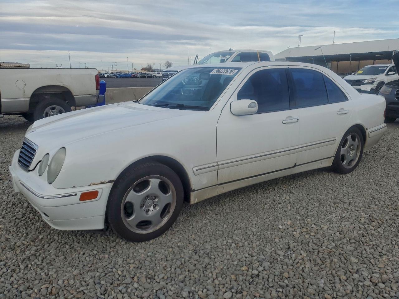 2000 Mercedes-benz E 430 Белый vin: WDBJF70J9YA970342