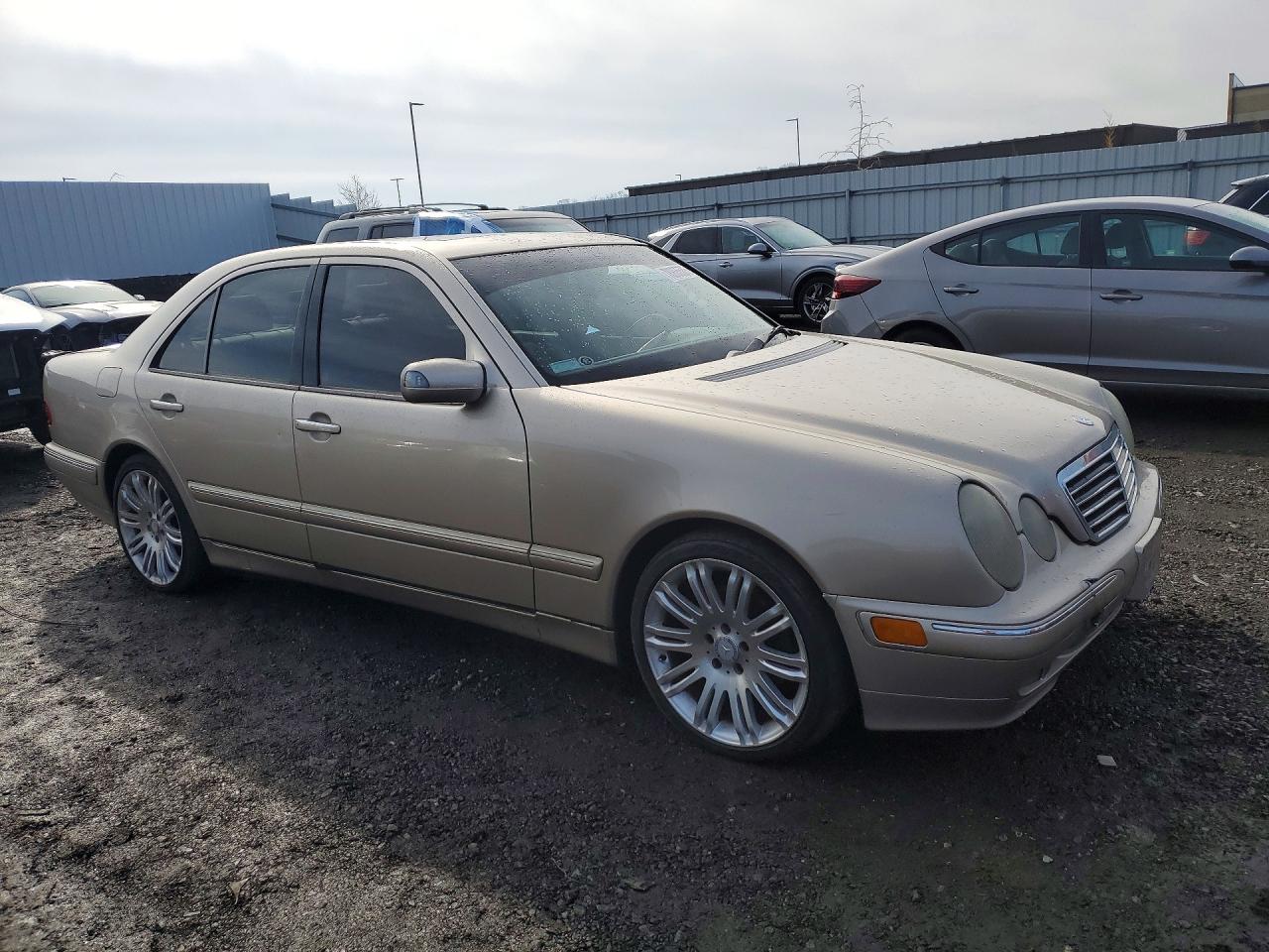2001 Mercedes-benz E 430 Золотой vin: WDBJF70JX1B187675
