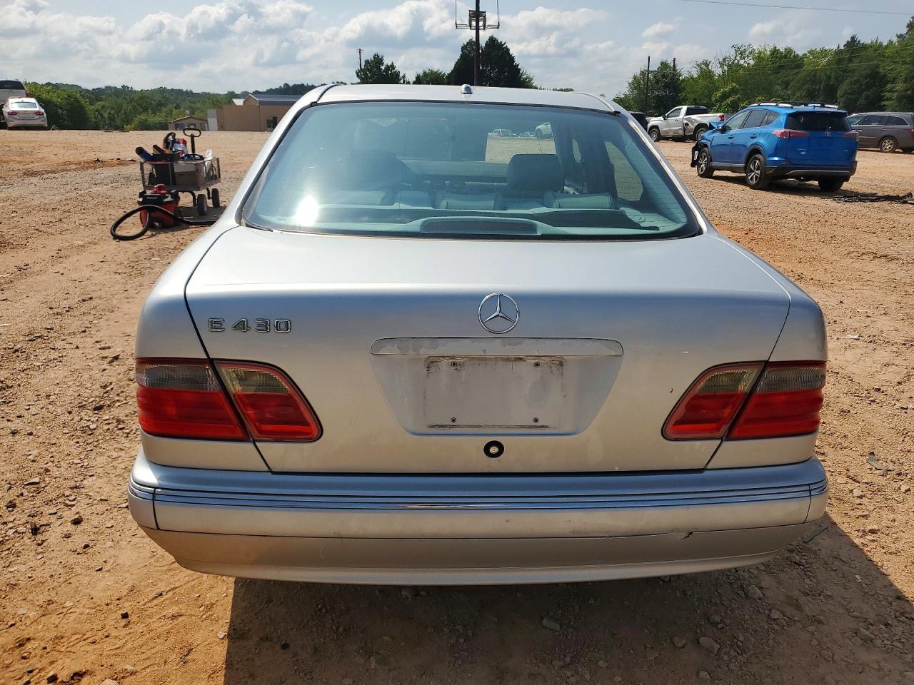 2000 Mercedes-benz E 430 Silver vin: WDBJF70JXYA985643