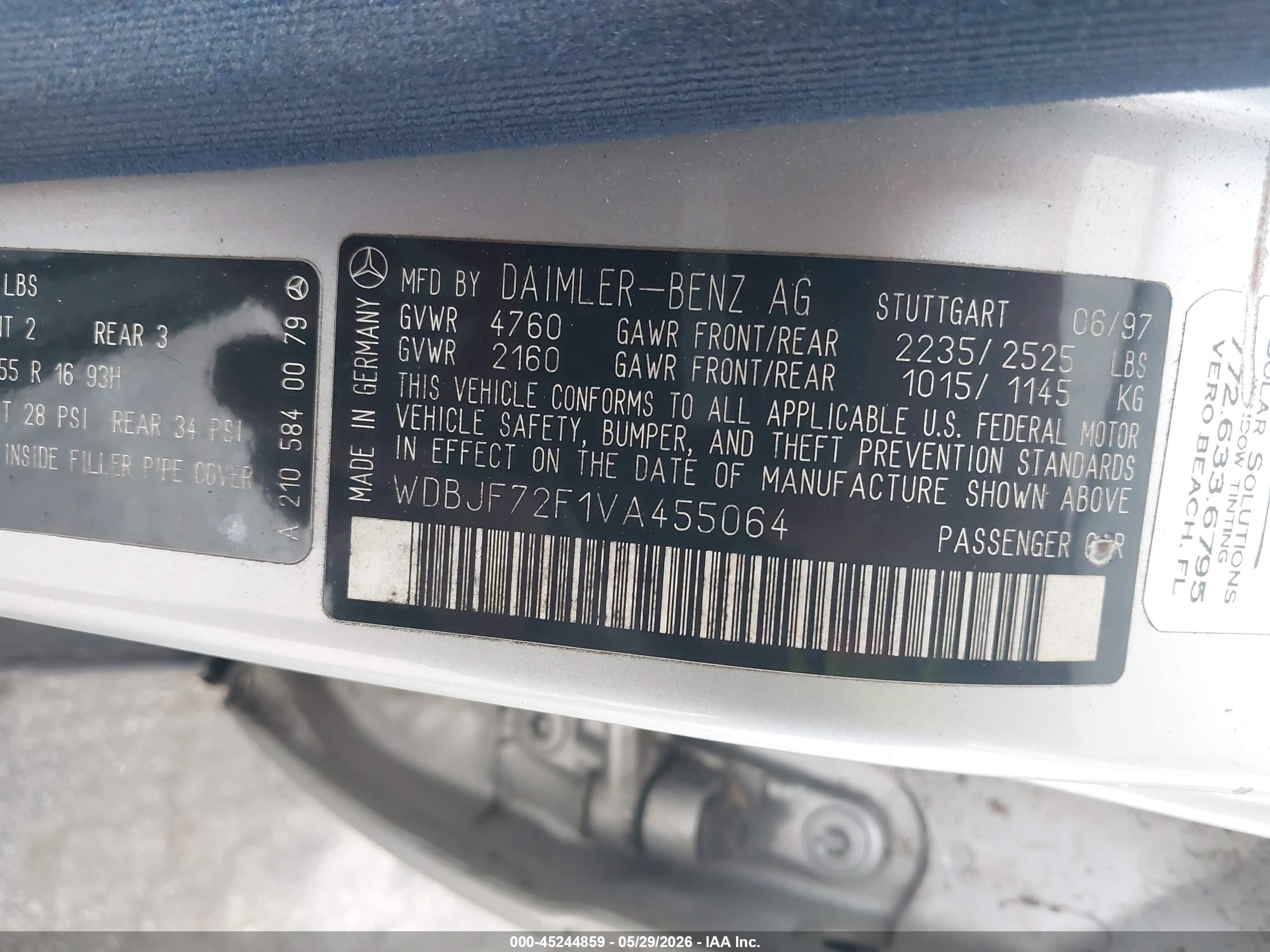 1997 Mercedes-benz E 420   Silver vin: WDBJF72F1VA455064