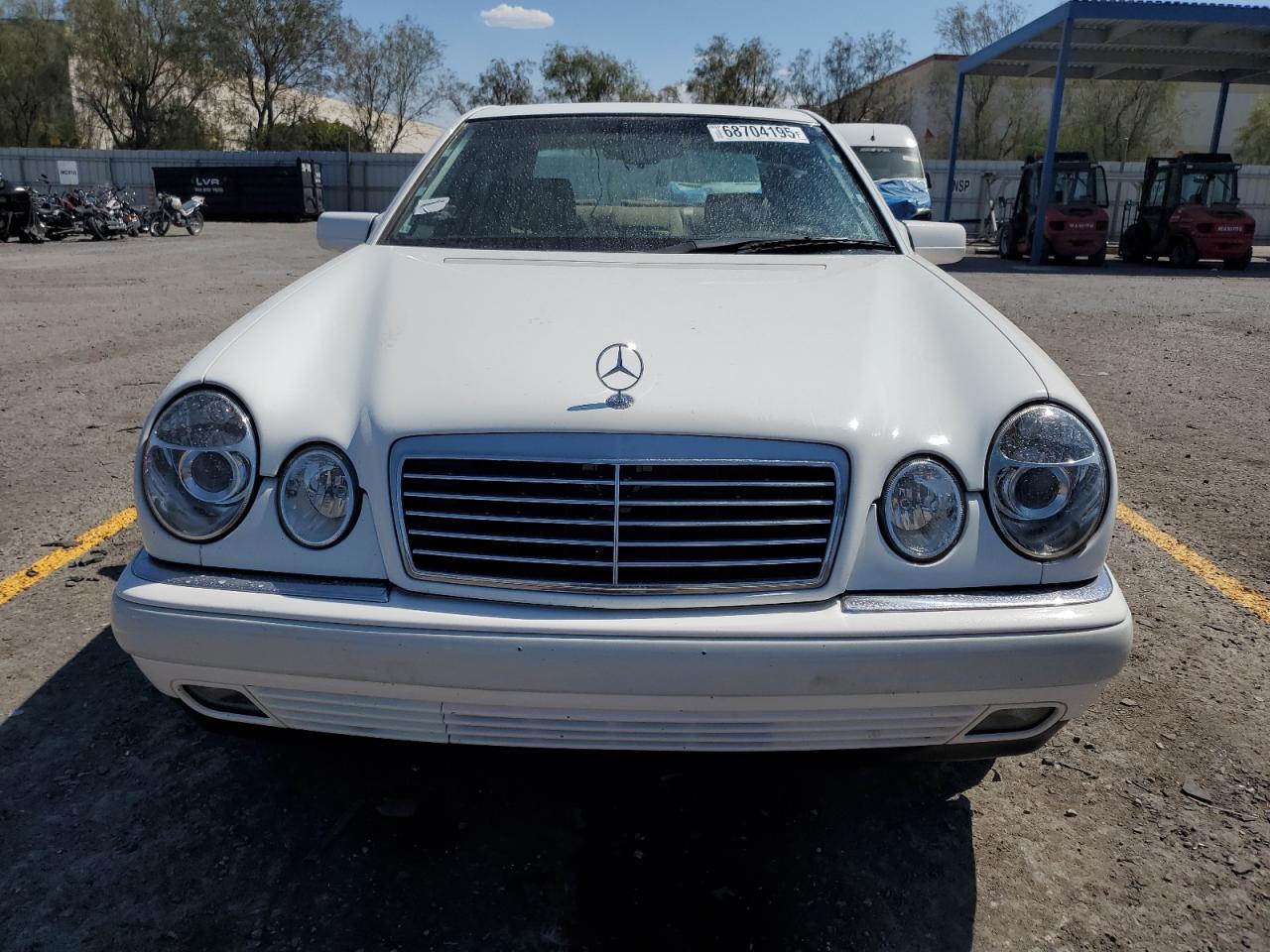 1997 Mercedes-benz E 420 White vin: WDBJF72F2VA257190