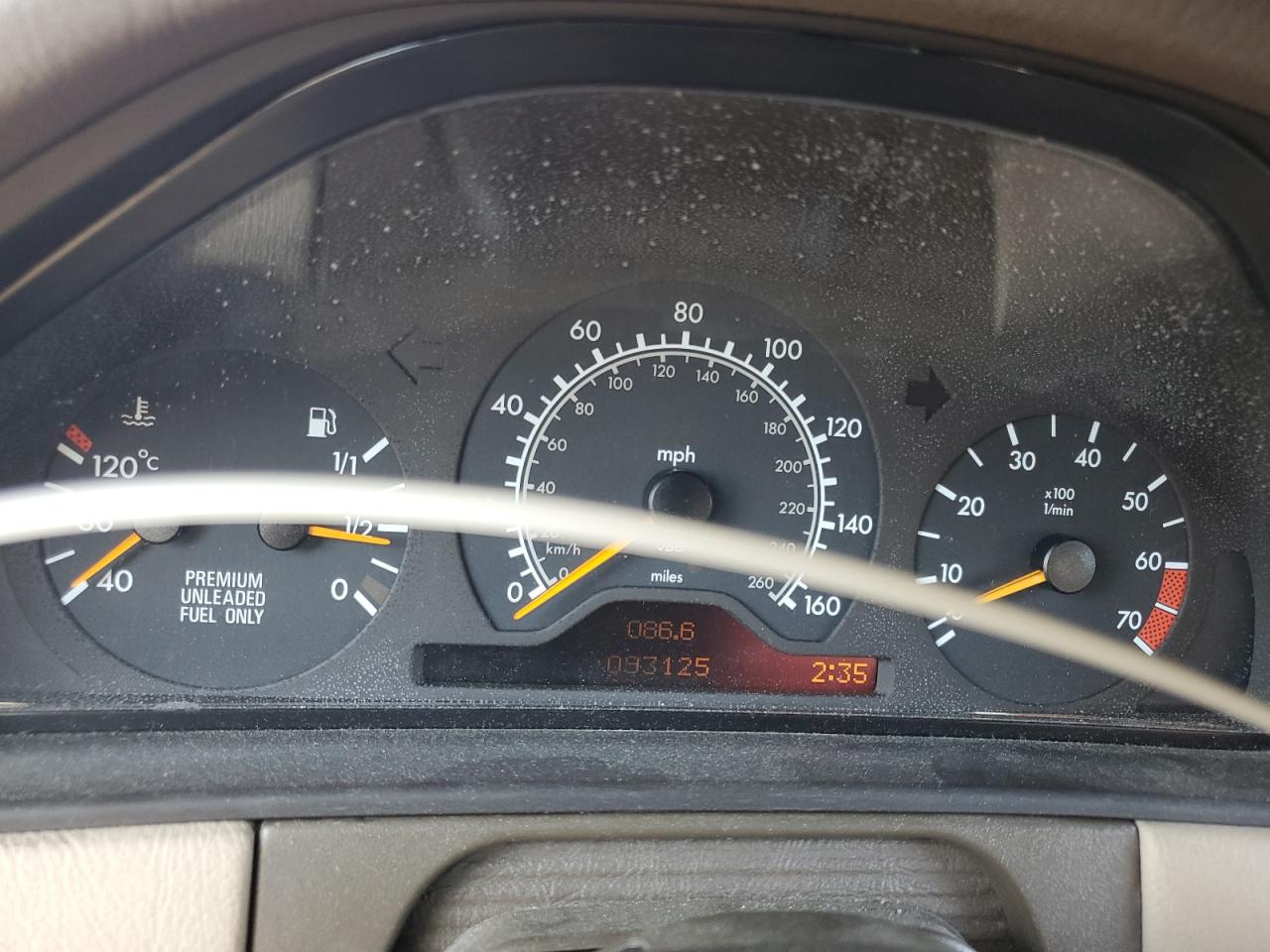 1997 Mercedes-benz E 420 White vin: WDBJF72F2VA257190