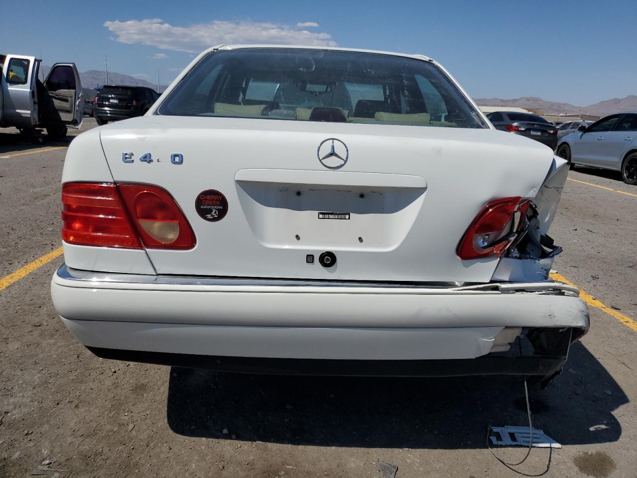 1997 Mercedes-benz E 420 White vin: WDBJF72F2VA257190
