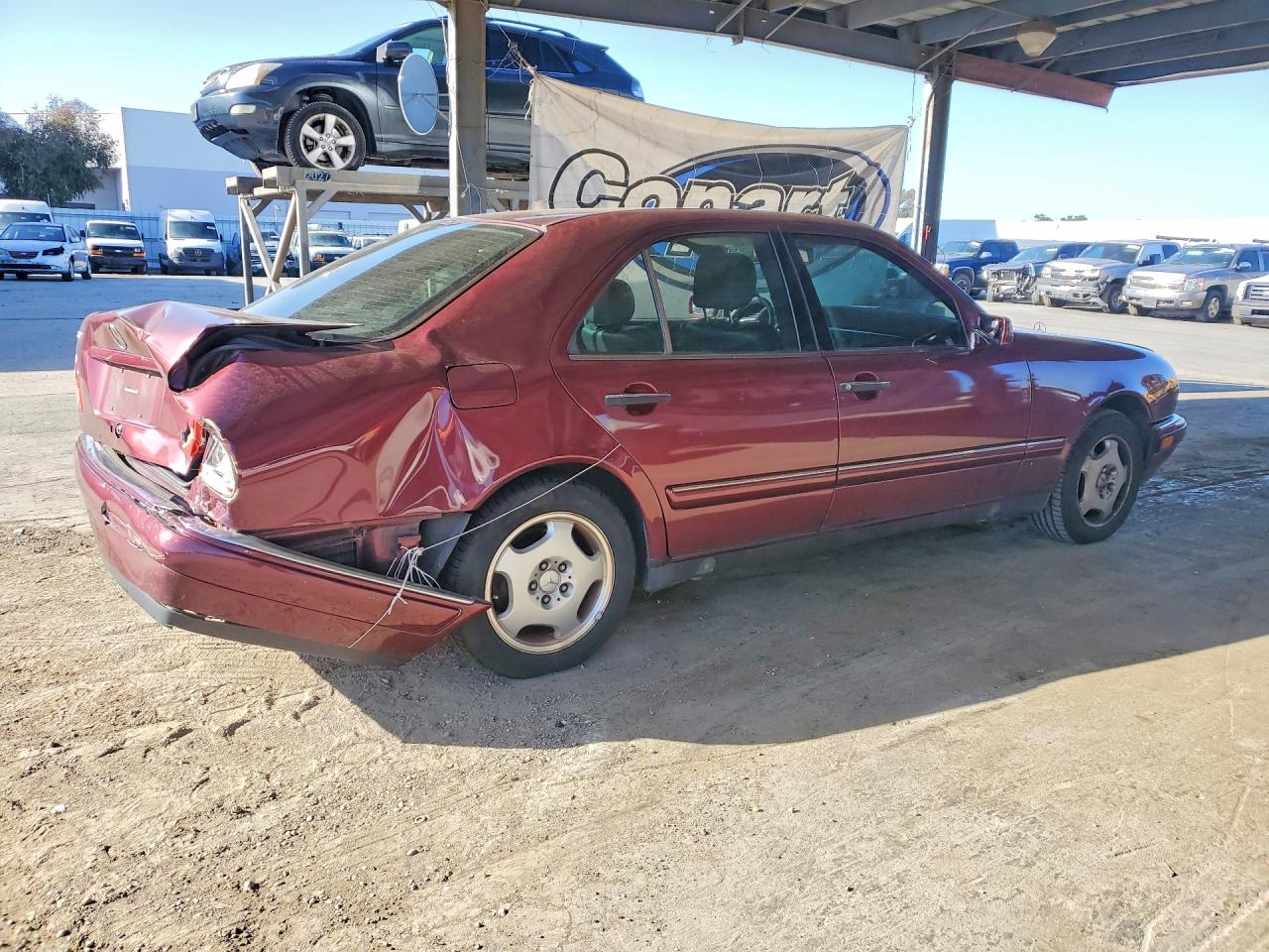 1997 Mercedes-benz E 420 Burgundy vin: WDBJF72F2VA258792