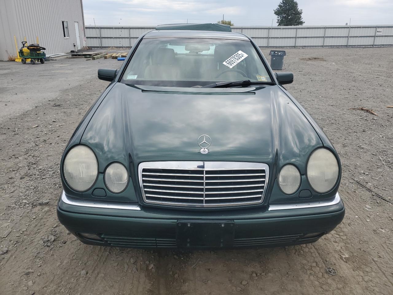 1997 Mercedes-benz E 420 Green vin: WDBJF72F3VA088328