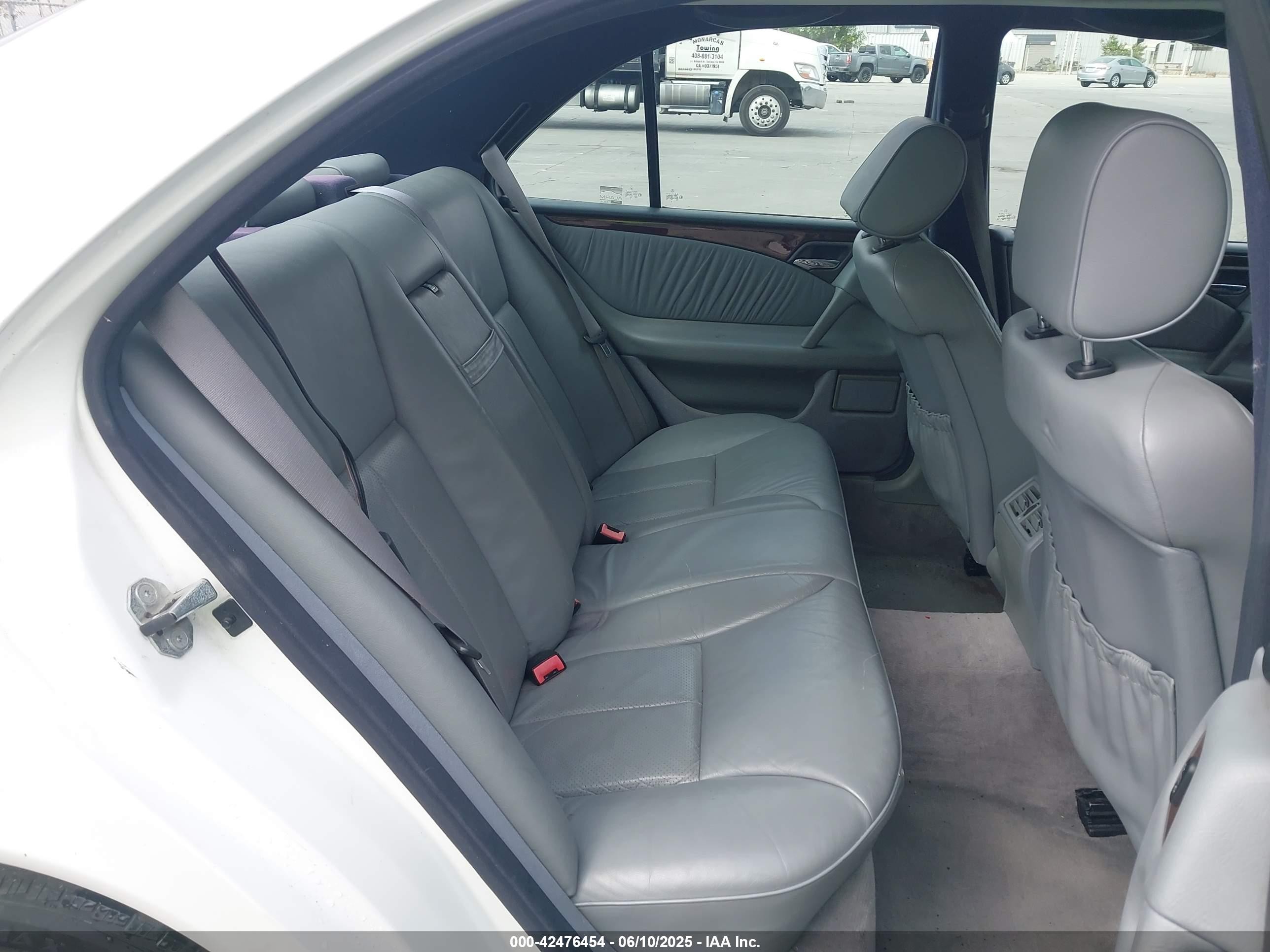 1997 Mercedes-benz E 420   White vin: WDBJF72F4VA207066