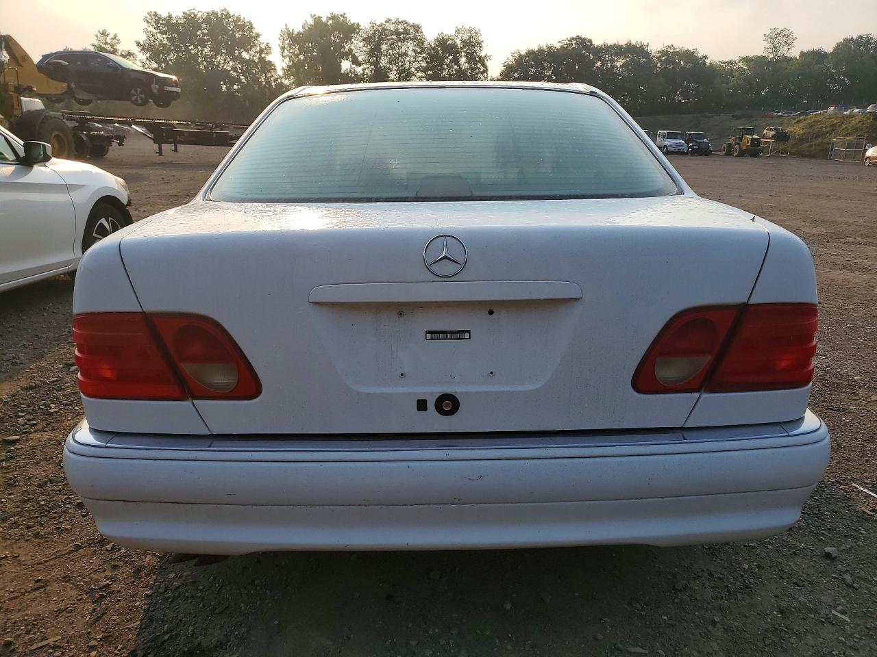 1997 Mercedes-benz E 420 Белый vin: WDBJF72F4VA227608