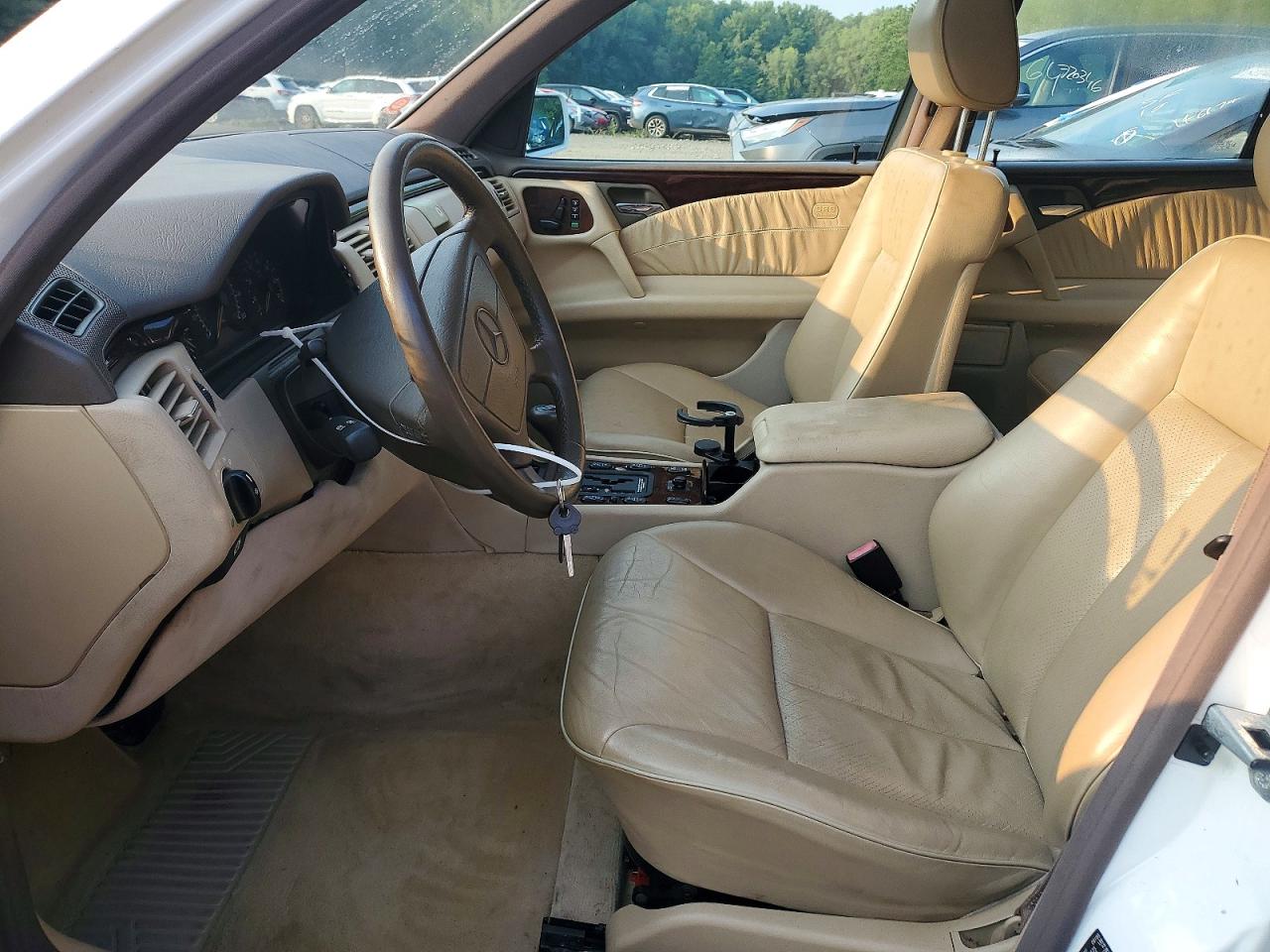 1997 Mercedes-benz E 420 Белый vin: WDBJF72F4VA227608