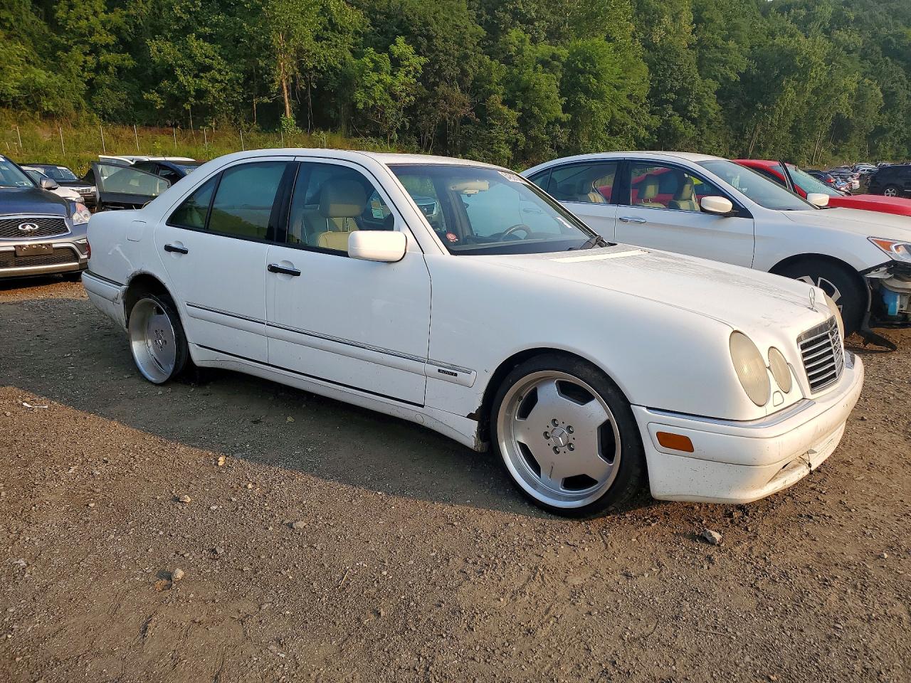 1997 Mercedes-benz E 420 Белый vin: WDBJF72F4VA227608