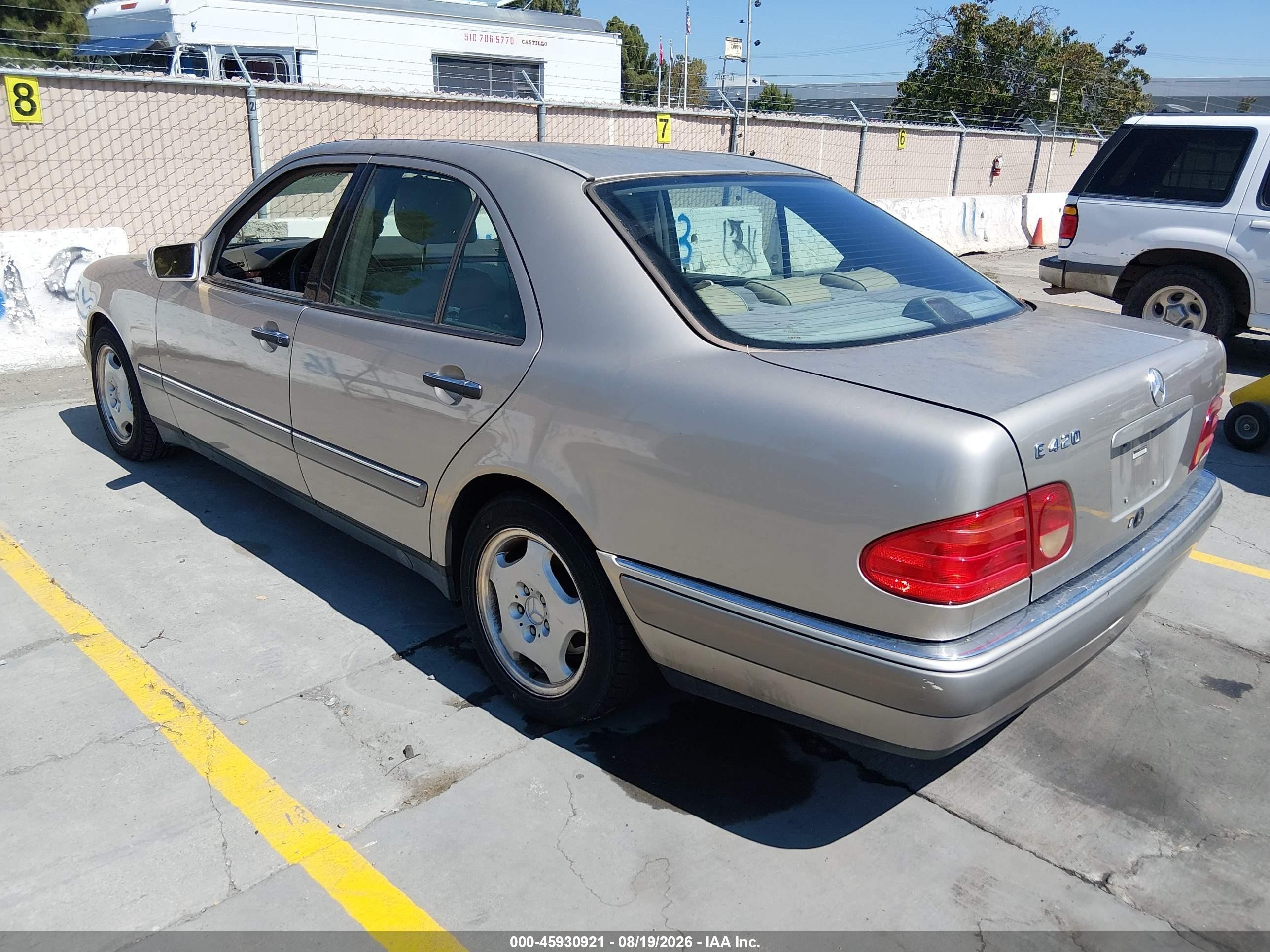 1997 Mercedes-benz E 420 Gold vin: WDBJF72F4VA283936