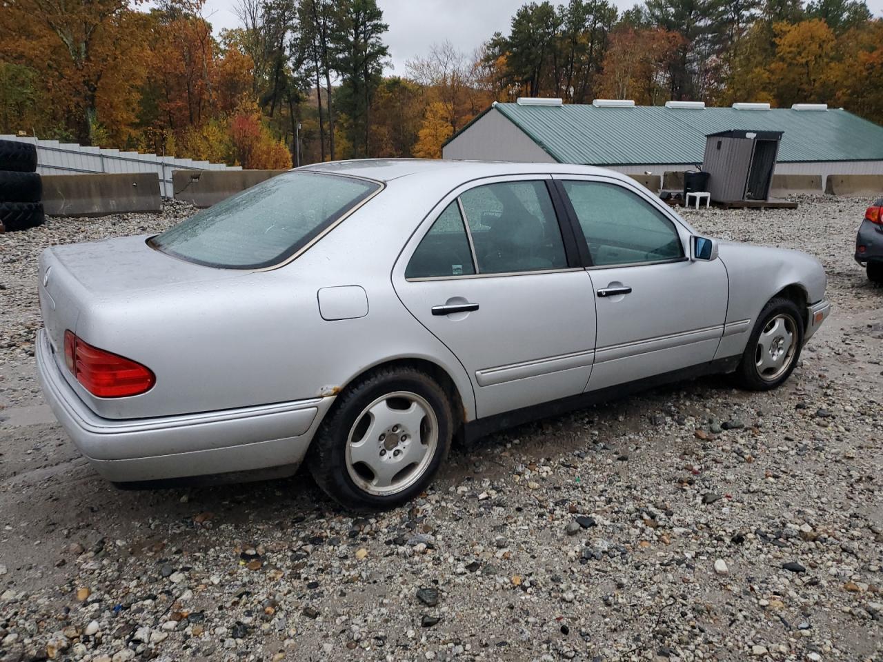 1997 Mercedes-benz E 420 Silver vin: WDBJF72F4VA386872