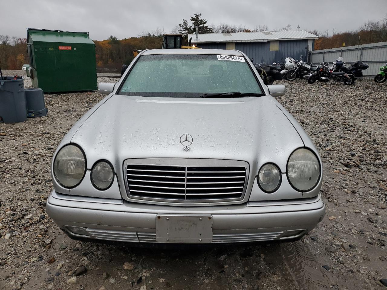 1997 Mercedes-benz E 420 Silver vin: WDBJF72F4VA386872