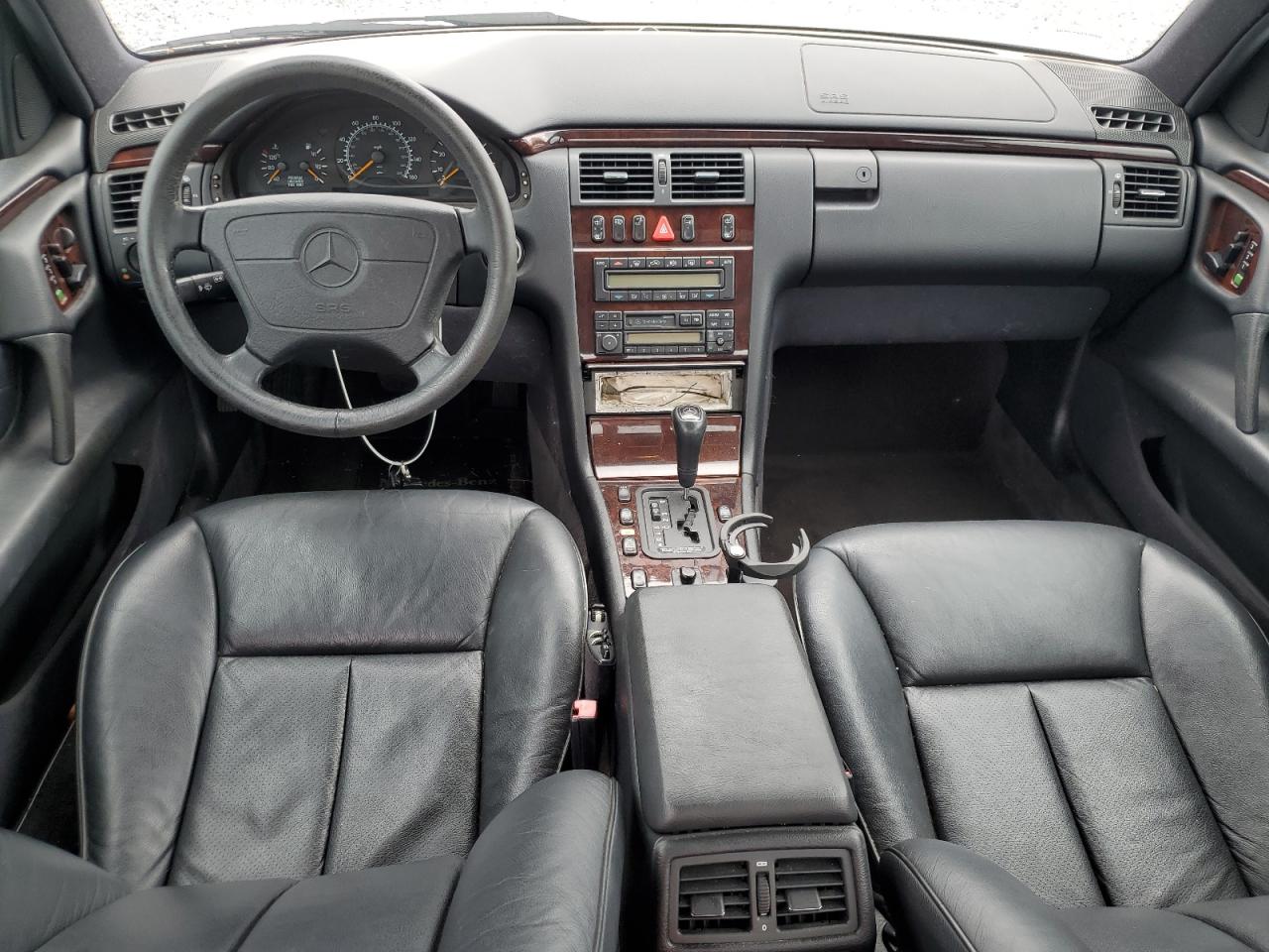 1997 Mercedes-benz E 420 Silver vin: WDBJF72F6VA383021